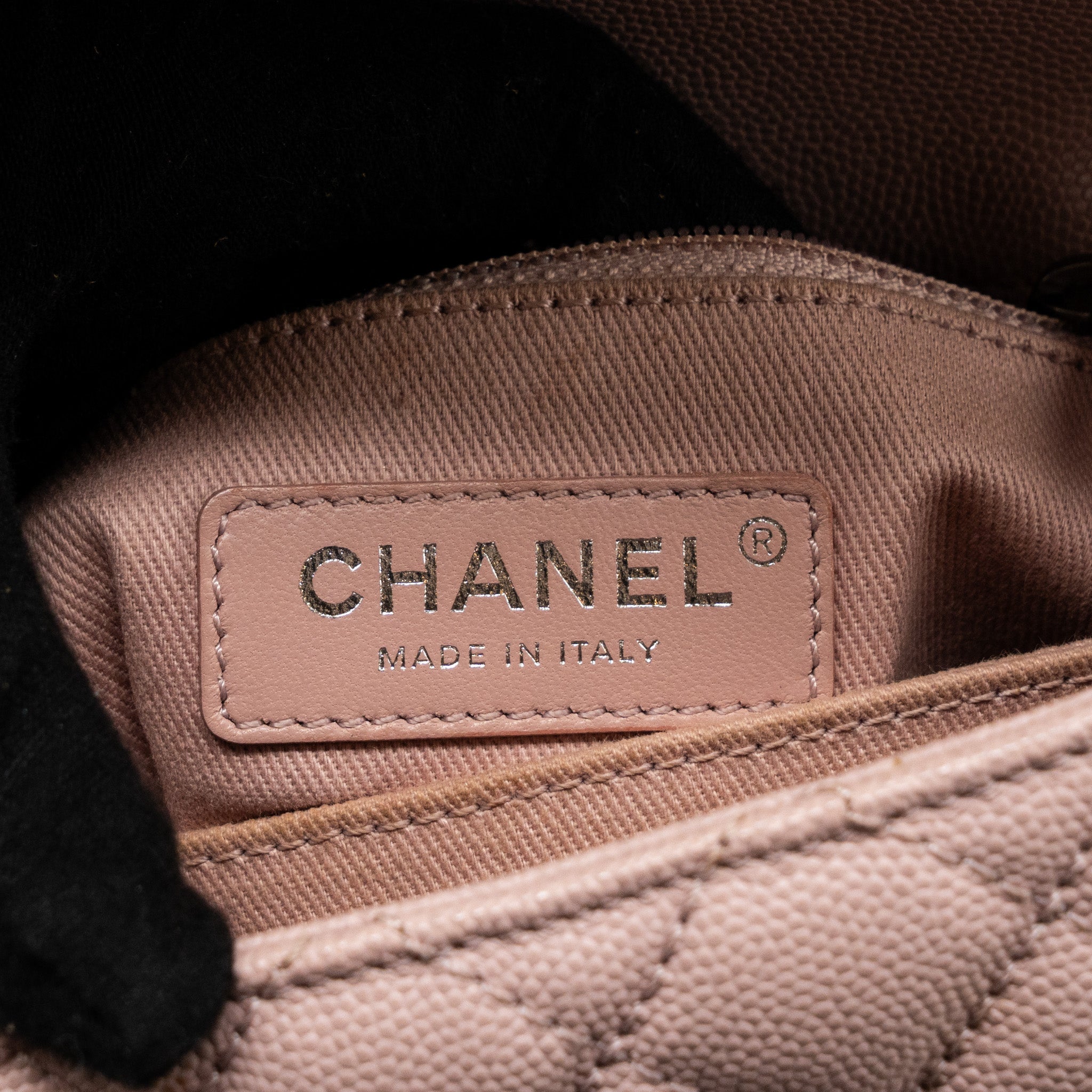 CHANEL SMALL COCO HANDLE CAVIAR LIGHT PINK RUTHENIUM HARDWARE
