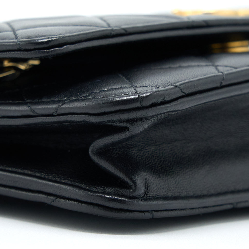 CHANEL DETAILED TOP HANDLE WALLET ON CHAIN LAMBSKIN BLACK BRUSHED GHW (MICROCHIP)