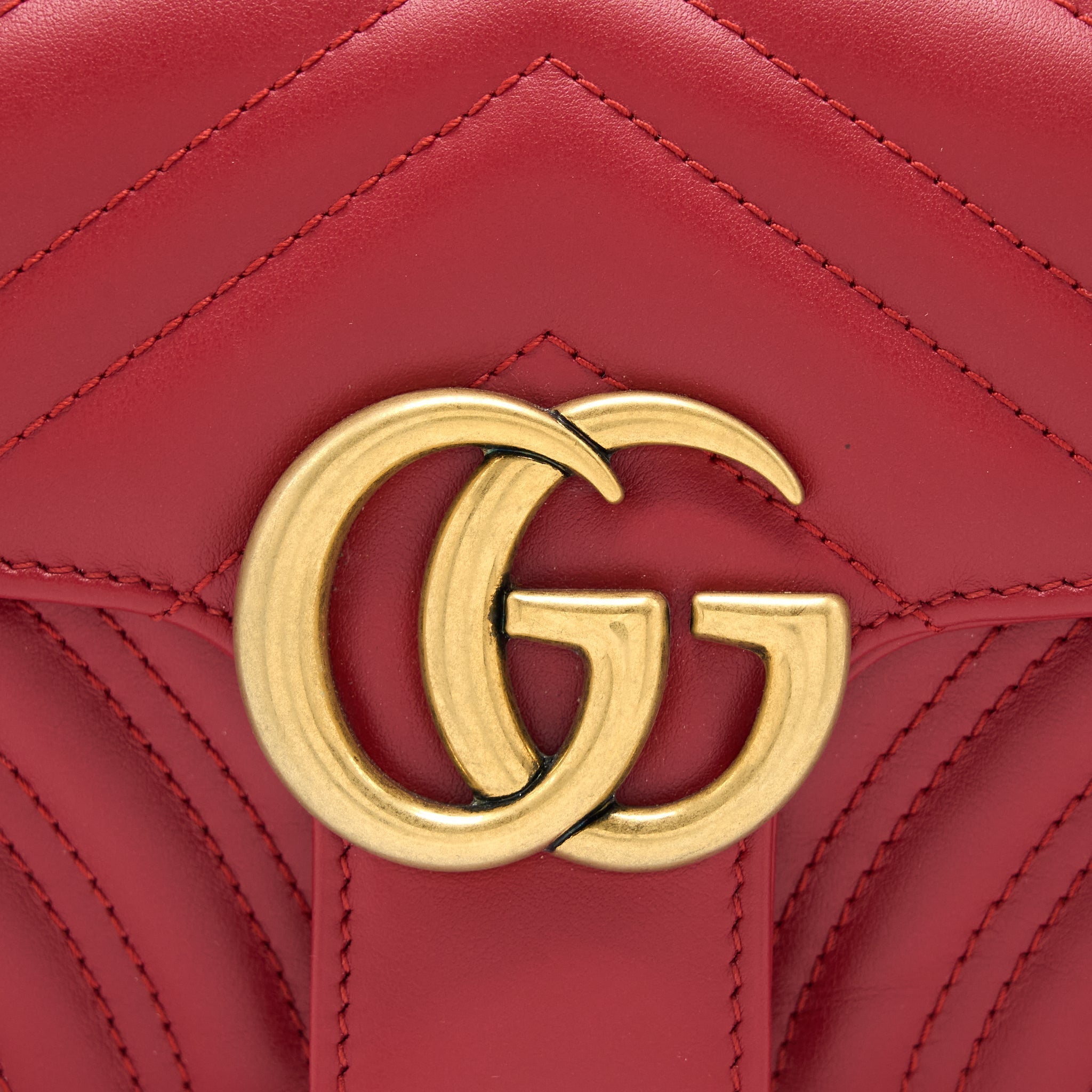 GUCCI MINI GG MARMONT BAG CALFSKIN RED BRUSHED GHW