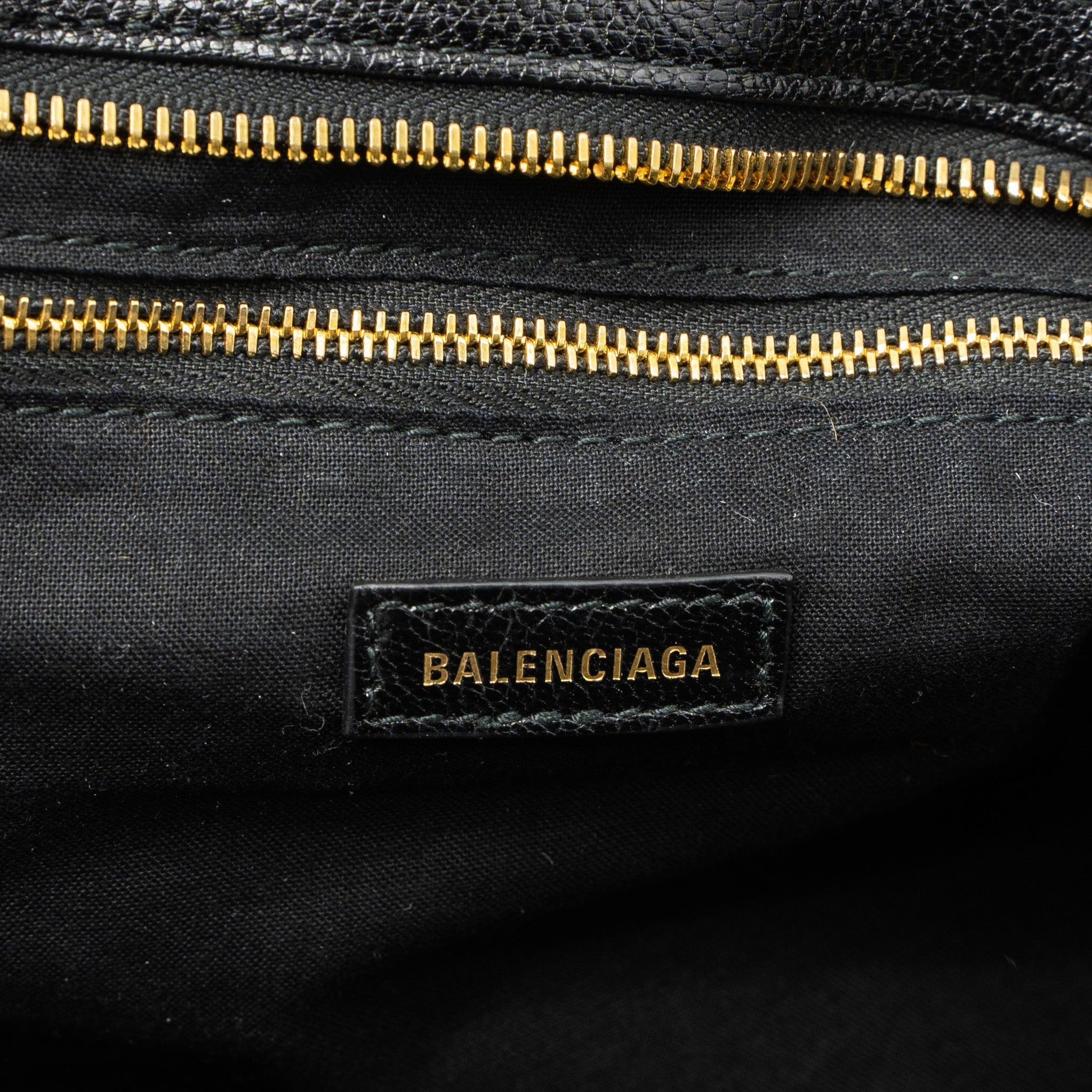 BALENCIAGA CLASSIC CITY BAG LEATHER BLACK GHW
