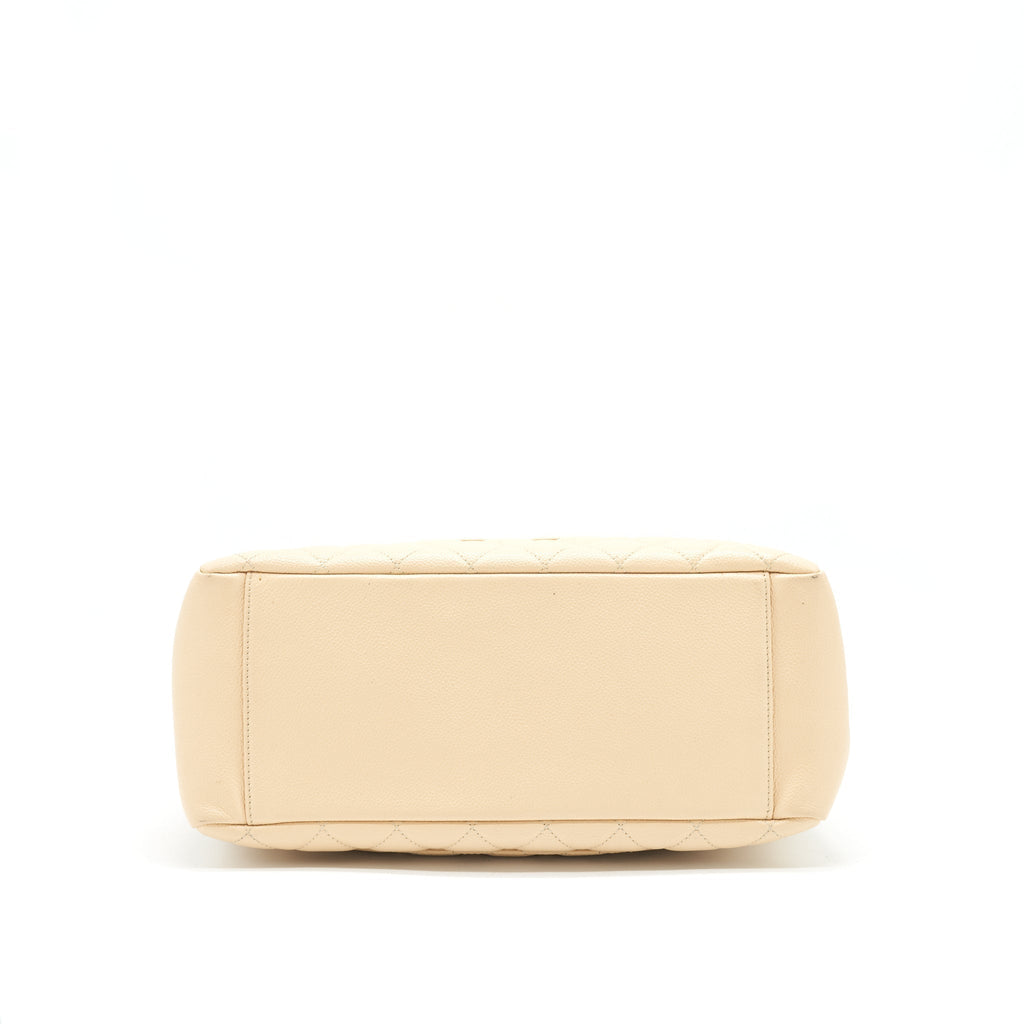 CHANEL CAVIAR GRAND SHOPPING TOTE GST IN BEIGE GHW