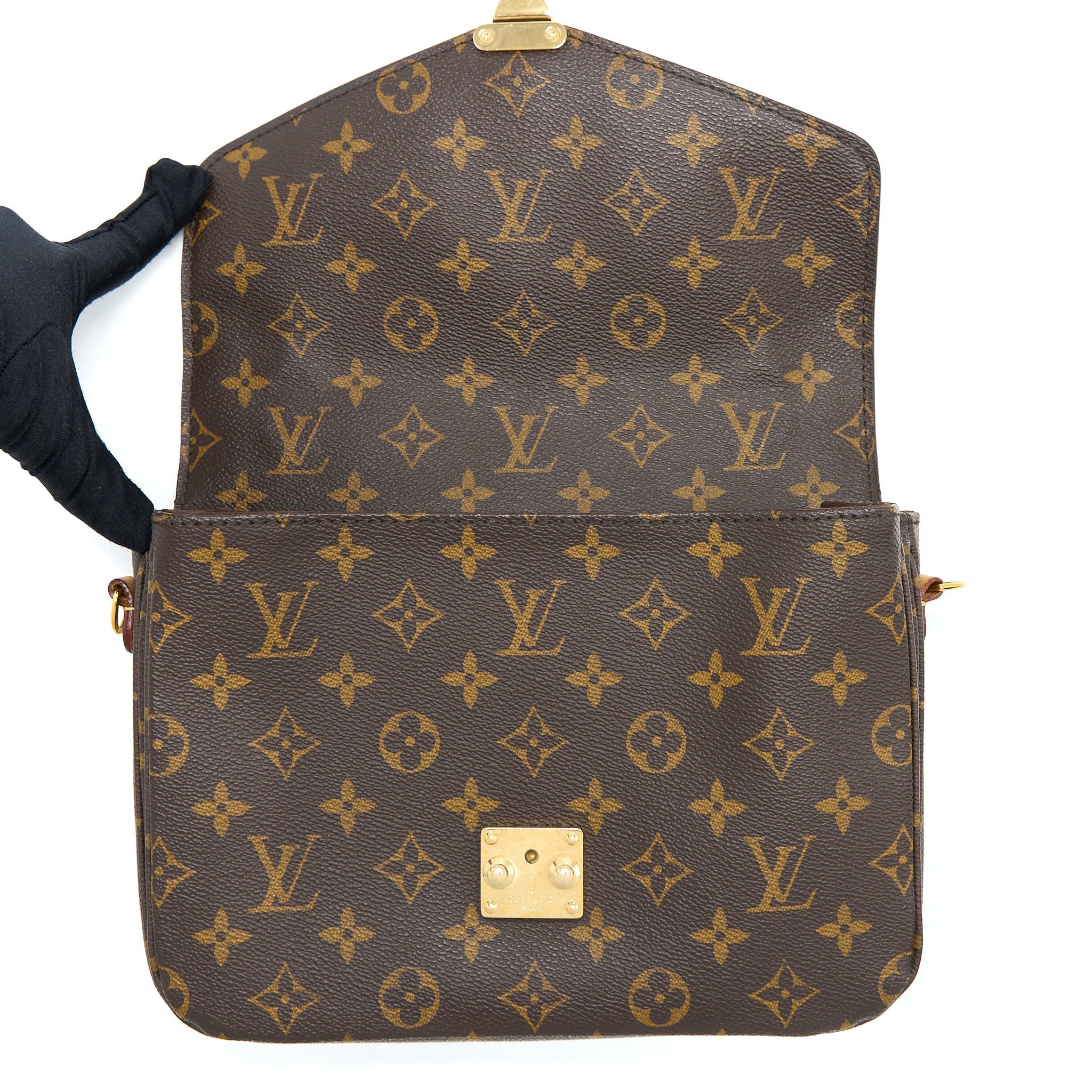 LOUIS VUITTON POCHETTE METIS MONOGRAM CANVAS GHW