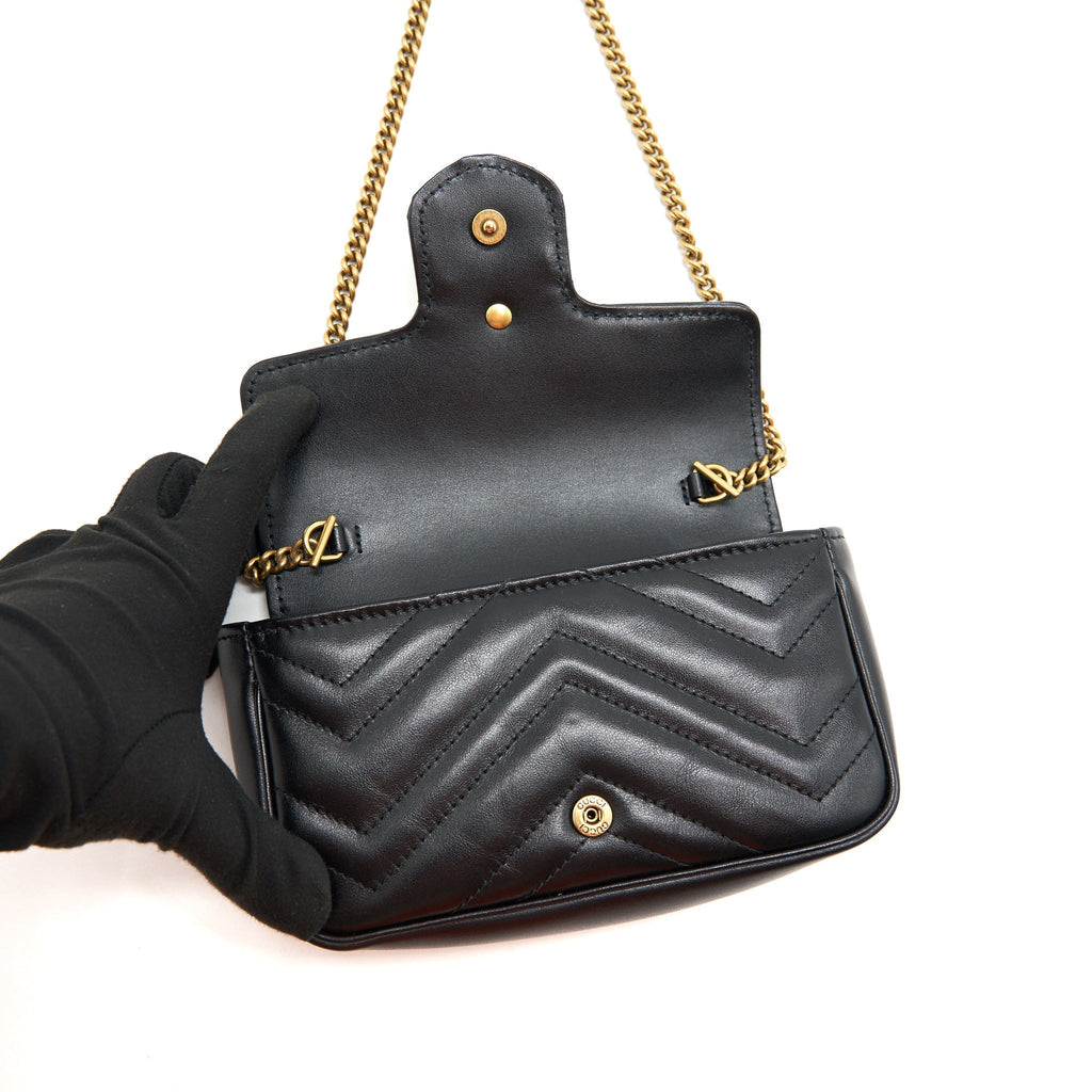 GUCCI GG MARMONT SUPER MINI LEATHER BAG IN BLACK