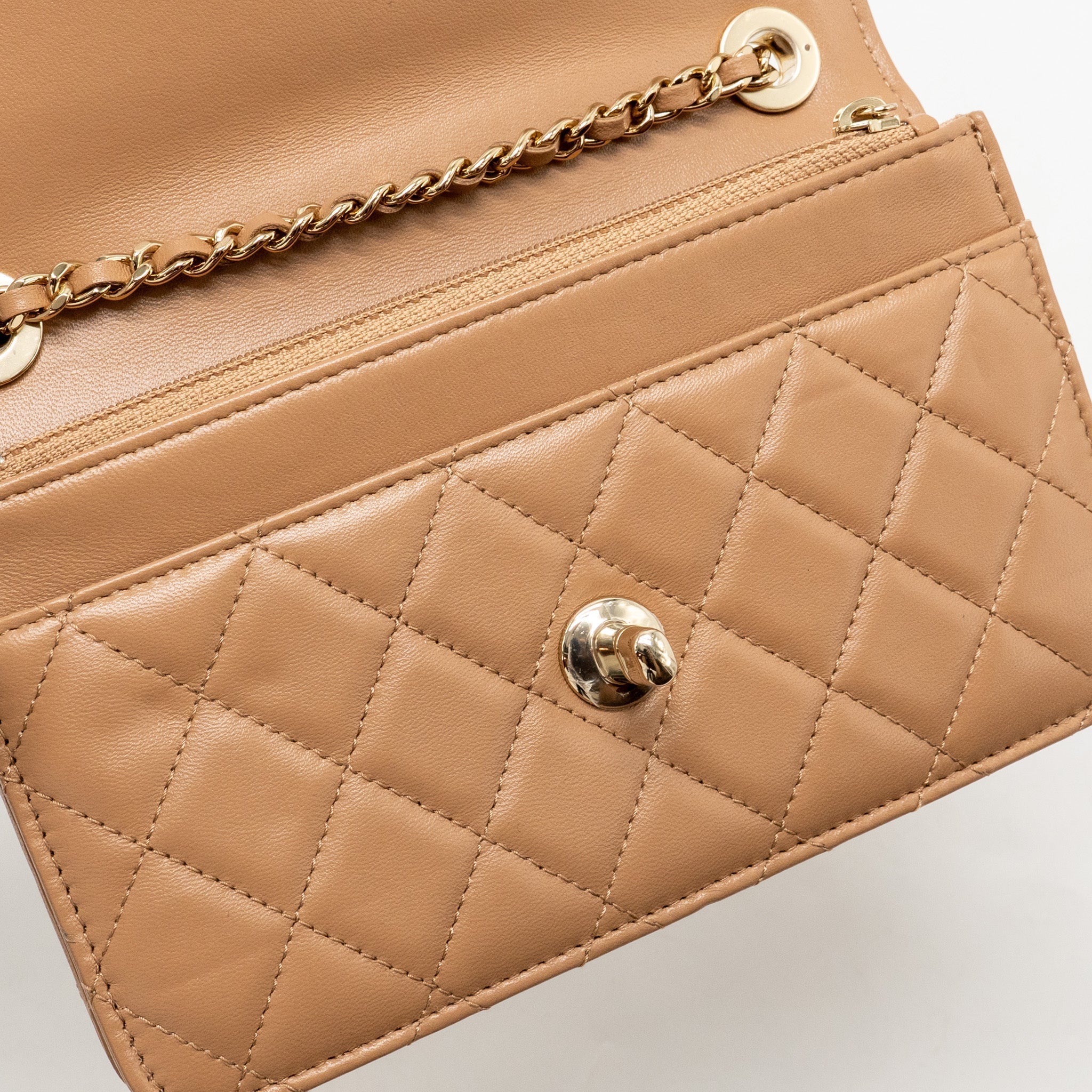 CHANEL TRENDY CC WALLET ON CHAIN LAMBSKIN DARK BEIGE LGHW (MICROCHIP)