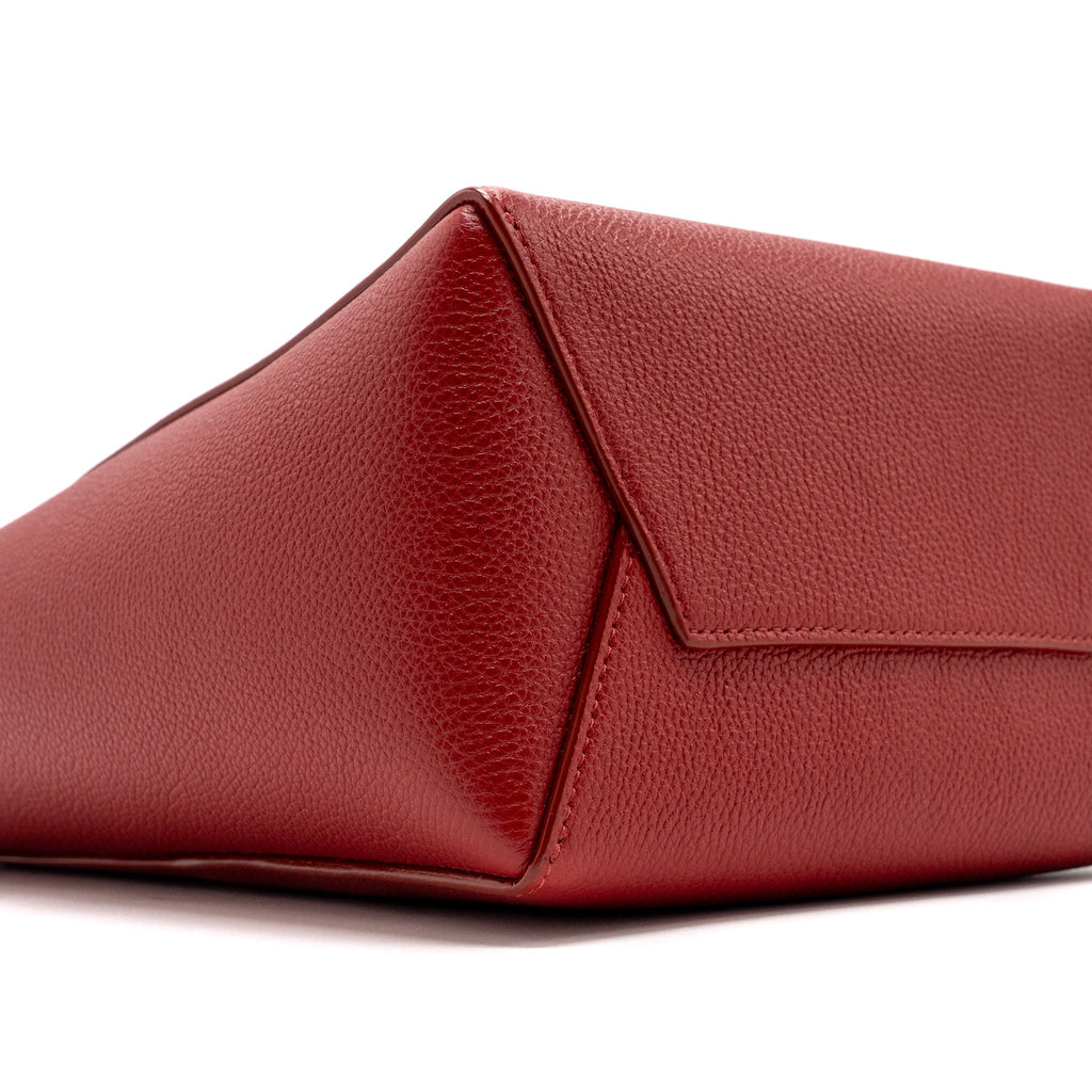 CELINE SANGLE SMALL BUCKET BAG GRAINED CALFSKIN RED SHW