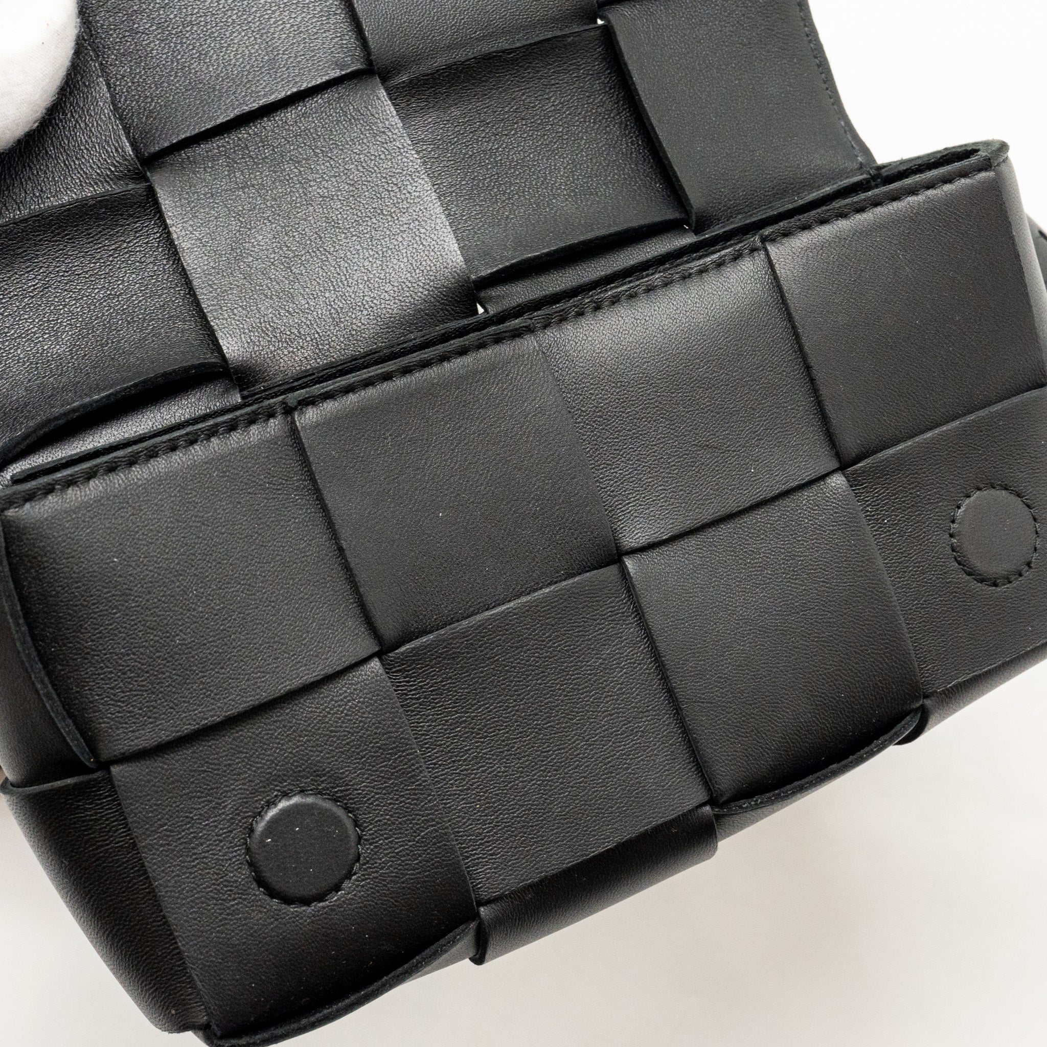 BOTTEGA VENETA CASSETTE BELT BAG CALFSKIN BLACK GHW