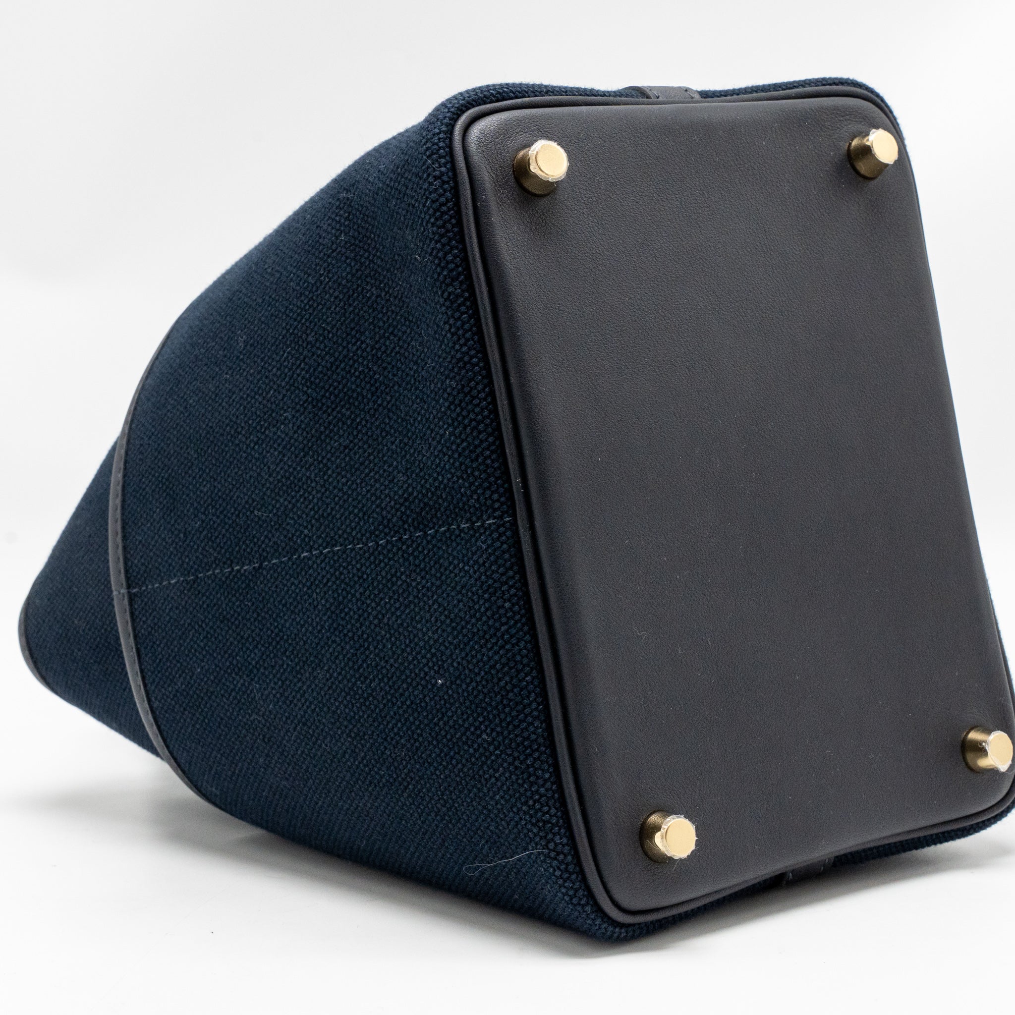 HERMES CARGO PICOTIN 18 LOCK BAG SWIFT / TOILE CANVAS BLUE MARINE / CABAN GHW