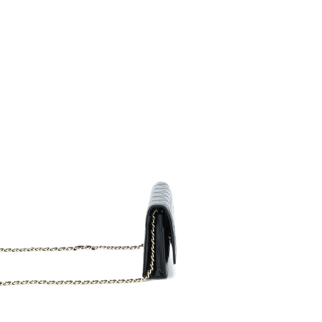 CHANEL 22B DETAIL CC LOGO WALLET ON CHAIN CAVIAR BLACK LGHW (MICROCHIP)