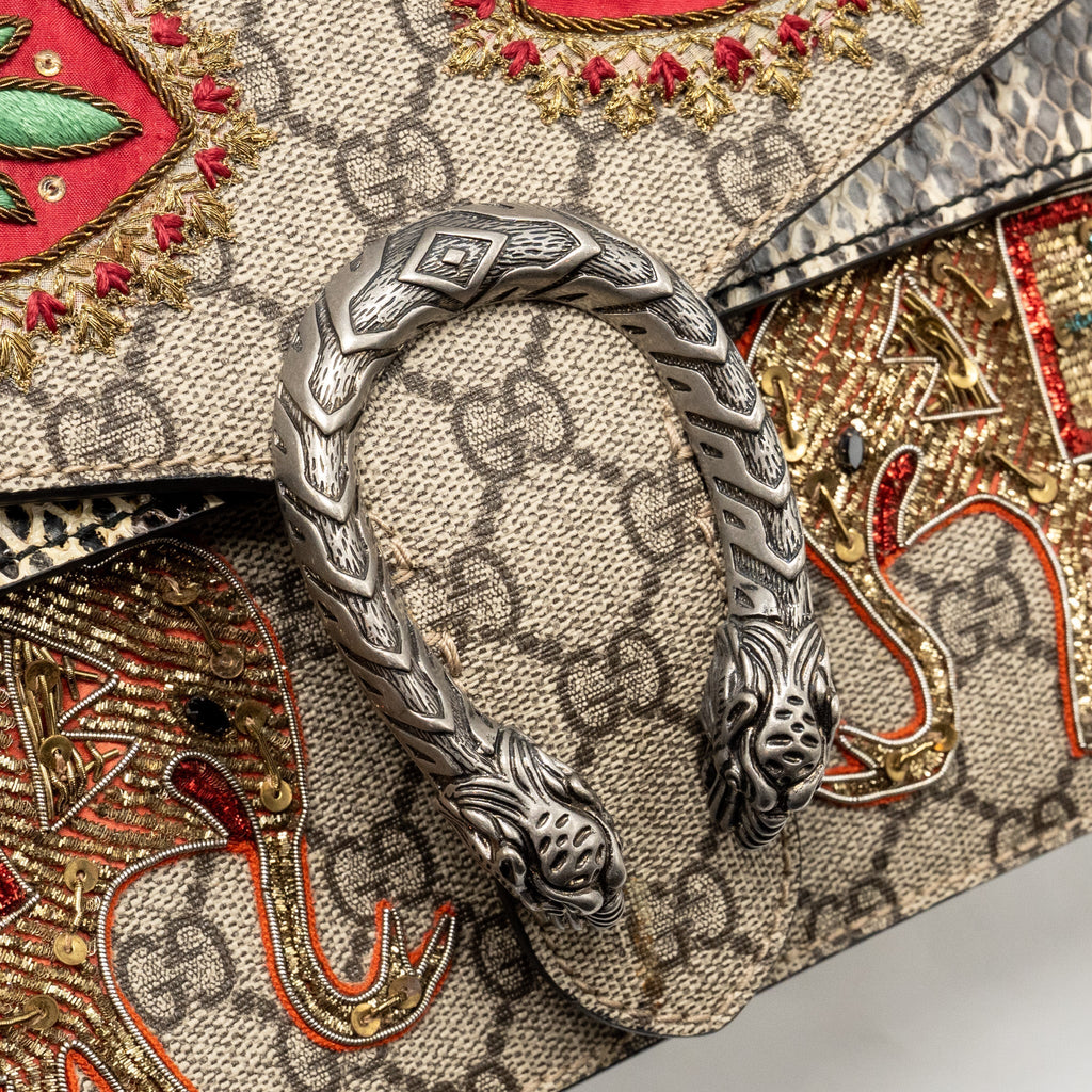 GUCCI SMALL ELEPHANT EMBROIDERED DIONYSUS SHOULDER BAG GG SUPREME CANVAS/LEATHER BEIGE/MULTICOLOUR SHW