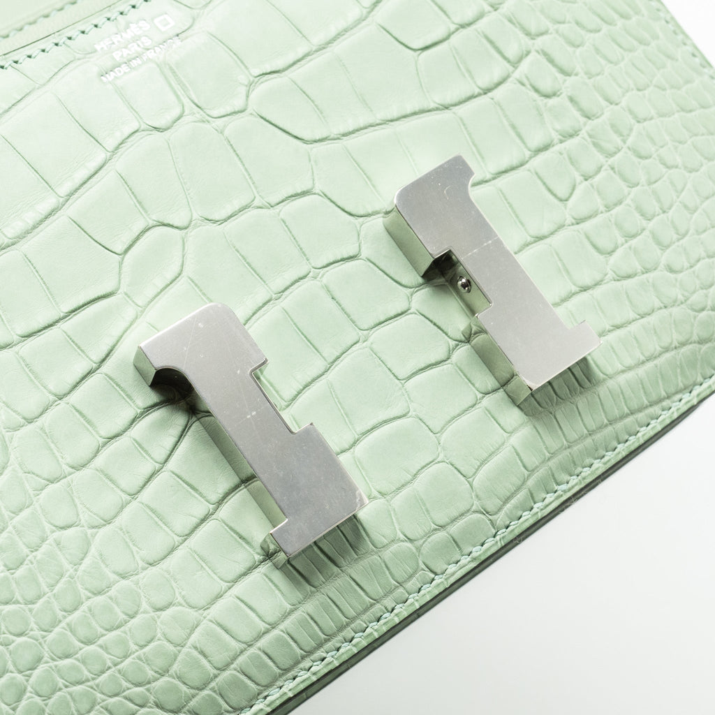 HERMES MINI CONSTANCE ALLIGATOR MISSISSIPPIENSIS MAT VERT D’EAU SHW