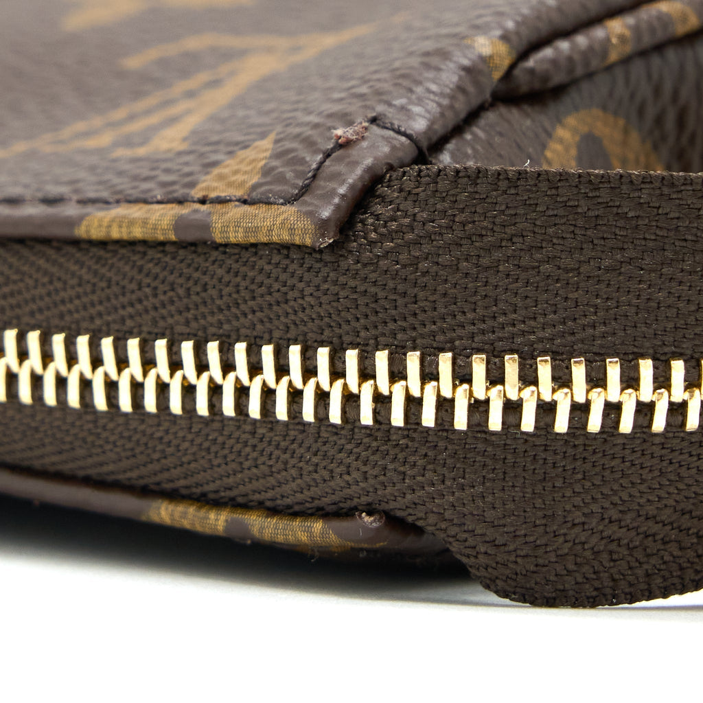 LOUIS VUITTON POCHETTE ACCESSORIES MONOGRAM CANVAS GHW (NEW VERSION)