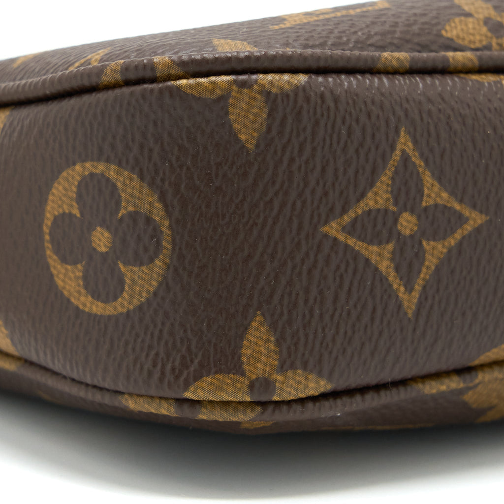 LOUIS VUITTON POCHETTE ACCESSORIES MONOGRAM CANVAS GHW (NEW VERSION)