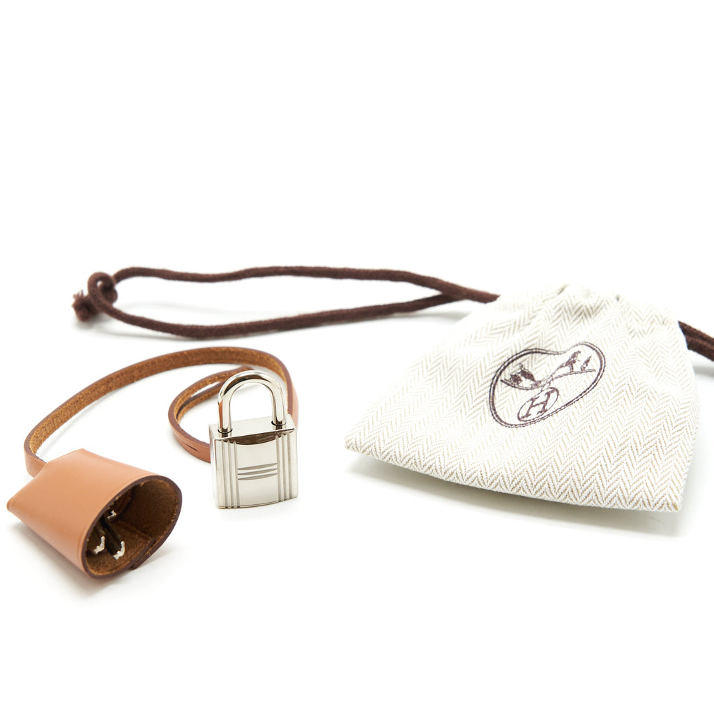 Hermes Herbag 31 Zip Bag Rose Azalee SHW With An Extra Hermes Silk Twilly