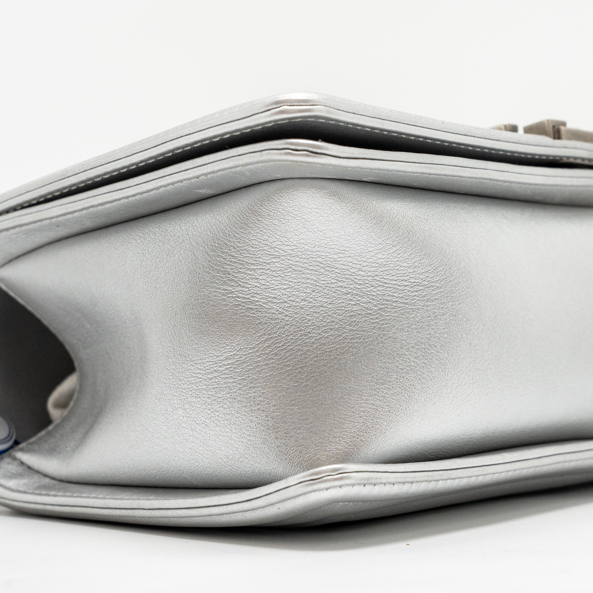CHANEL MEDIUM BOY BAG LAMBSKIN SILVER SHW