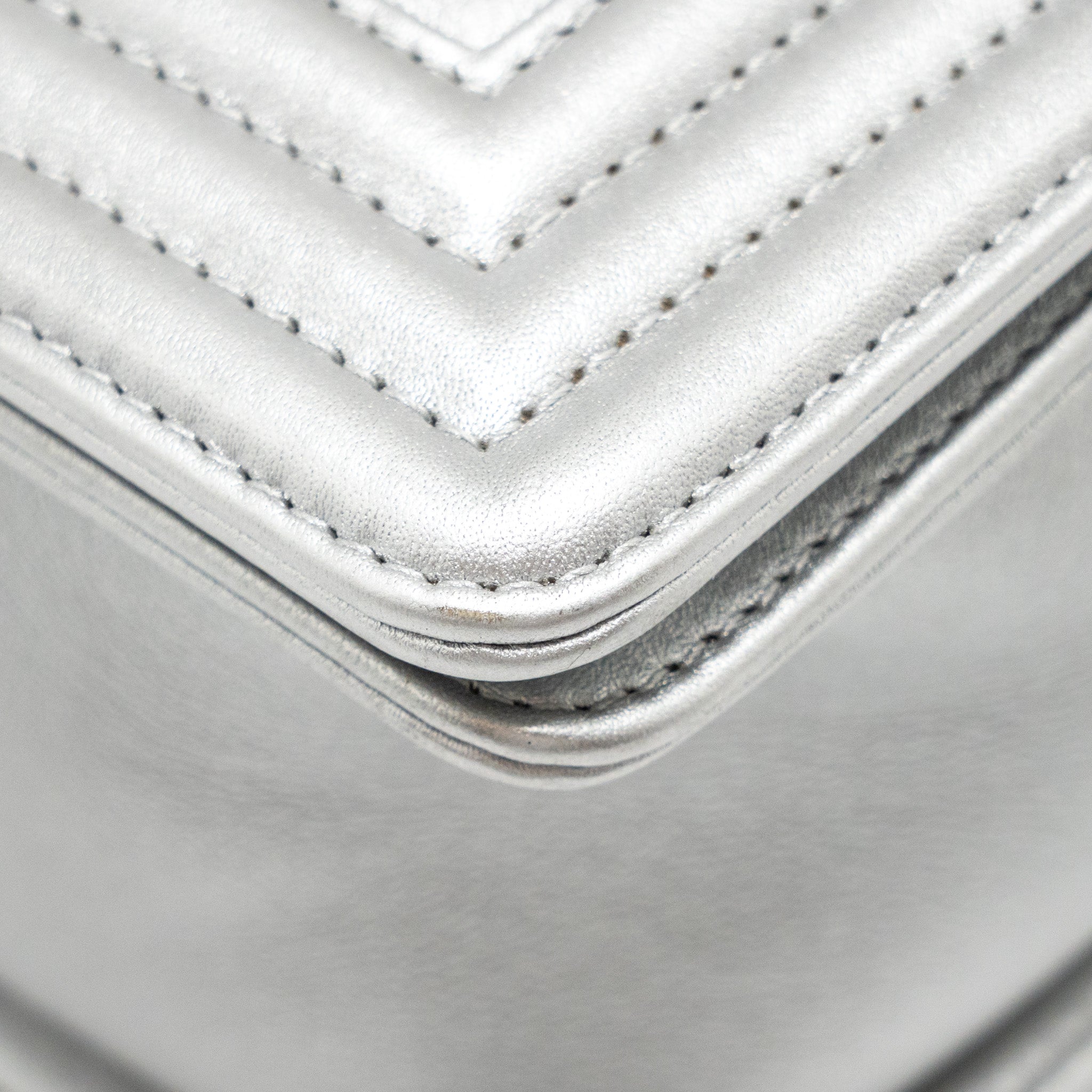 CHANEL MEDIUM BOY BAG LAMBSKIN SILVER SHW