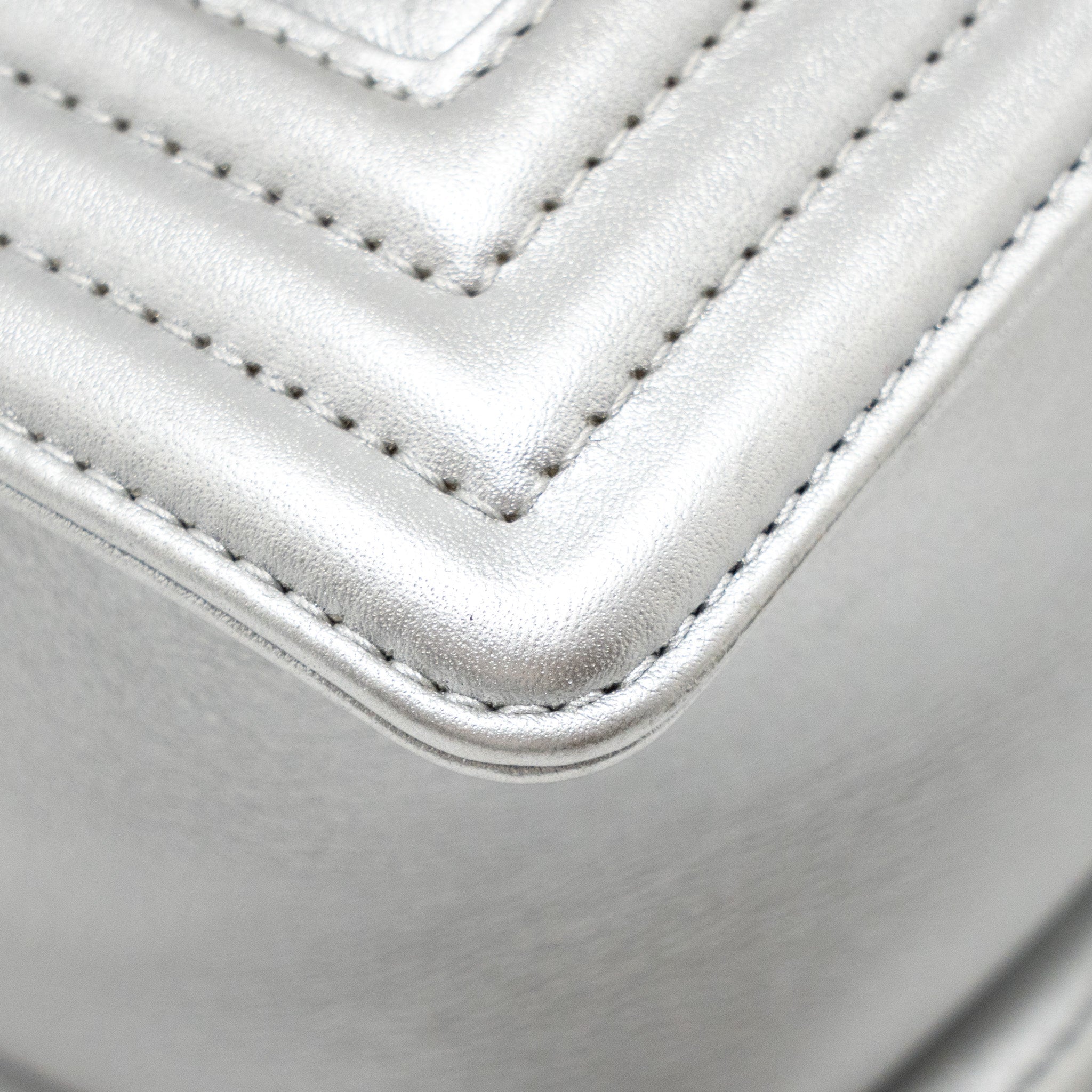 CHANEL MEDIUM BOY BAG LAMBSKIN SILVER SHW