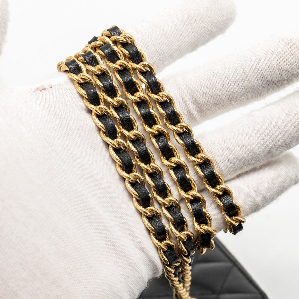 CHANEL LONG VANITY WITH CHAIN DETAIL CC LOGO LAMBSKIN BLACK GHW(MICROCHIP)