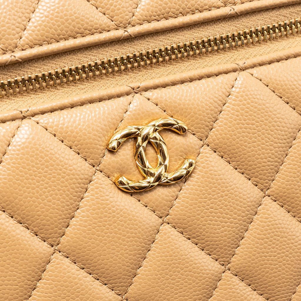 Chanel top handle vanity clutch with chain caviar beige LGHW (microchip)