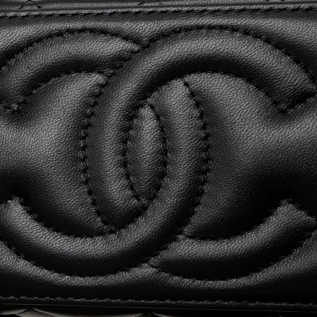 CHANEL PEARL CRUSH LONG VANITY WITH CHAIN LAMBSKIN BLACK GHW (MICROCHIP)