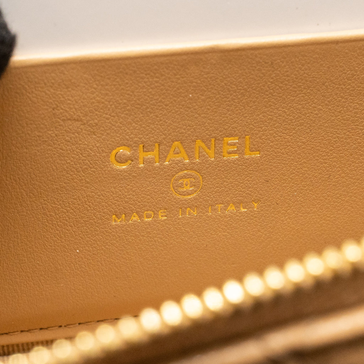 Chanel top handle vanity clutch with chain caviar beige LGHW (microchip)