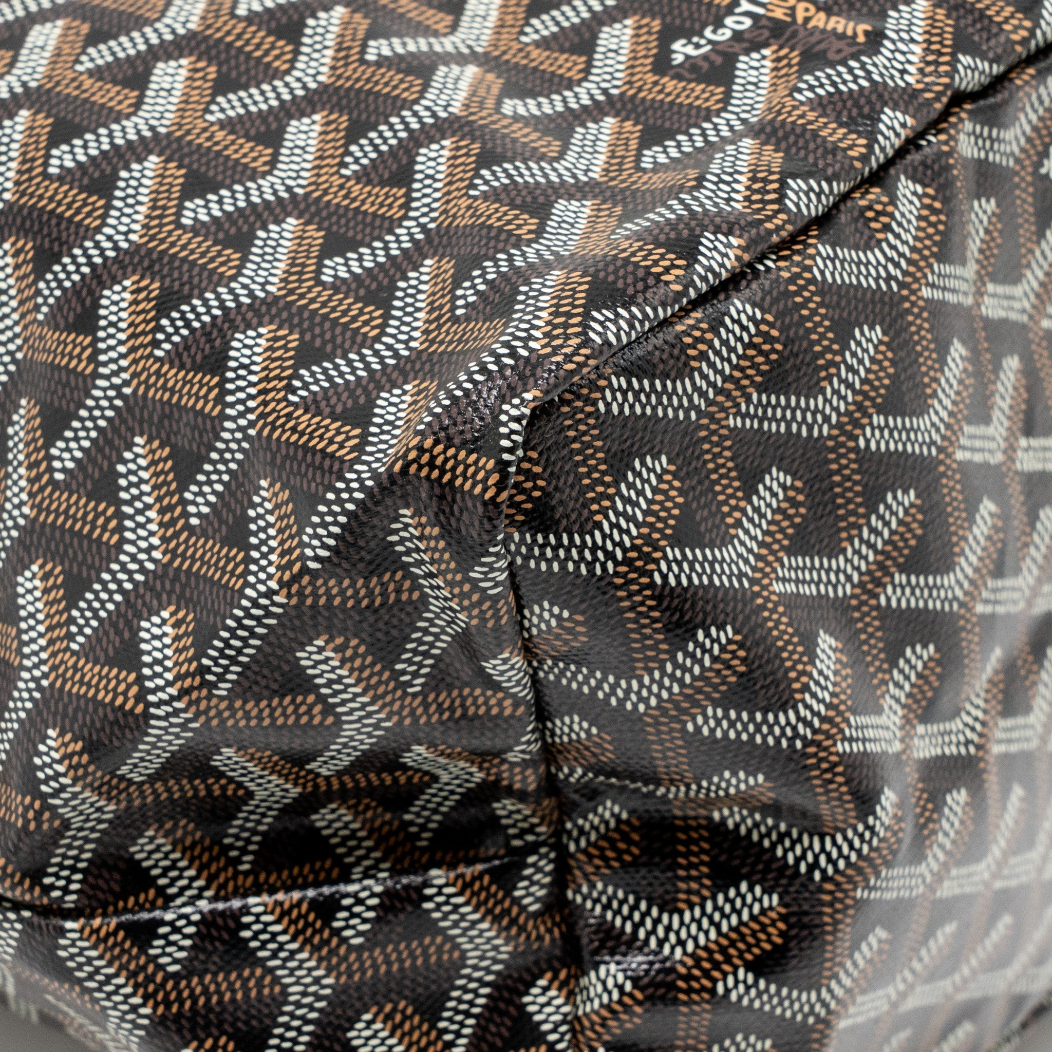 GOYARD SAINT LOUIS PM BAG GOYARDINE CANVAS/CALFSKIN BLACK SHW