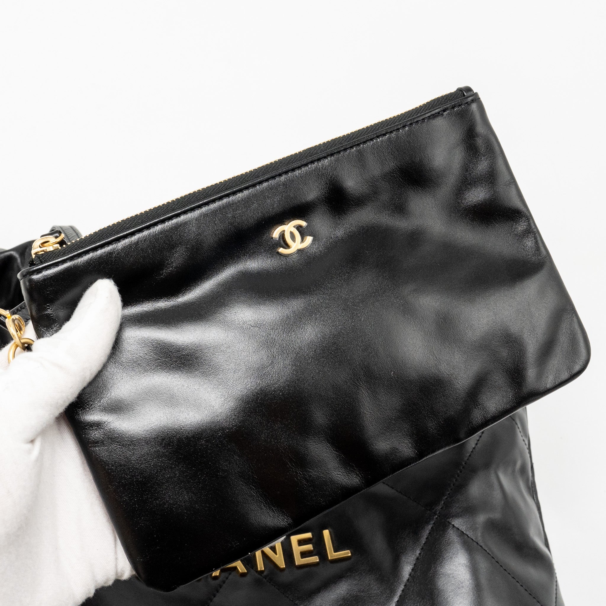 CHANEL SMALL 22BAG SHINY CALFSKIN BLACK GHW (MICROCHIP)