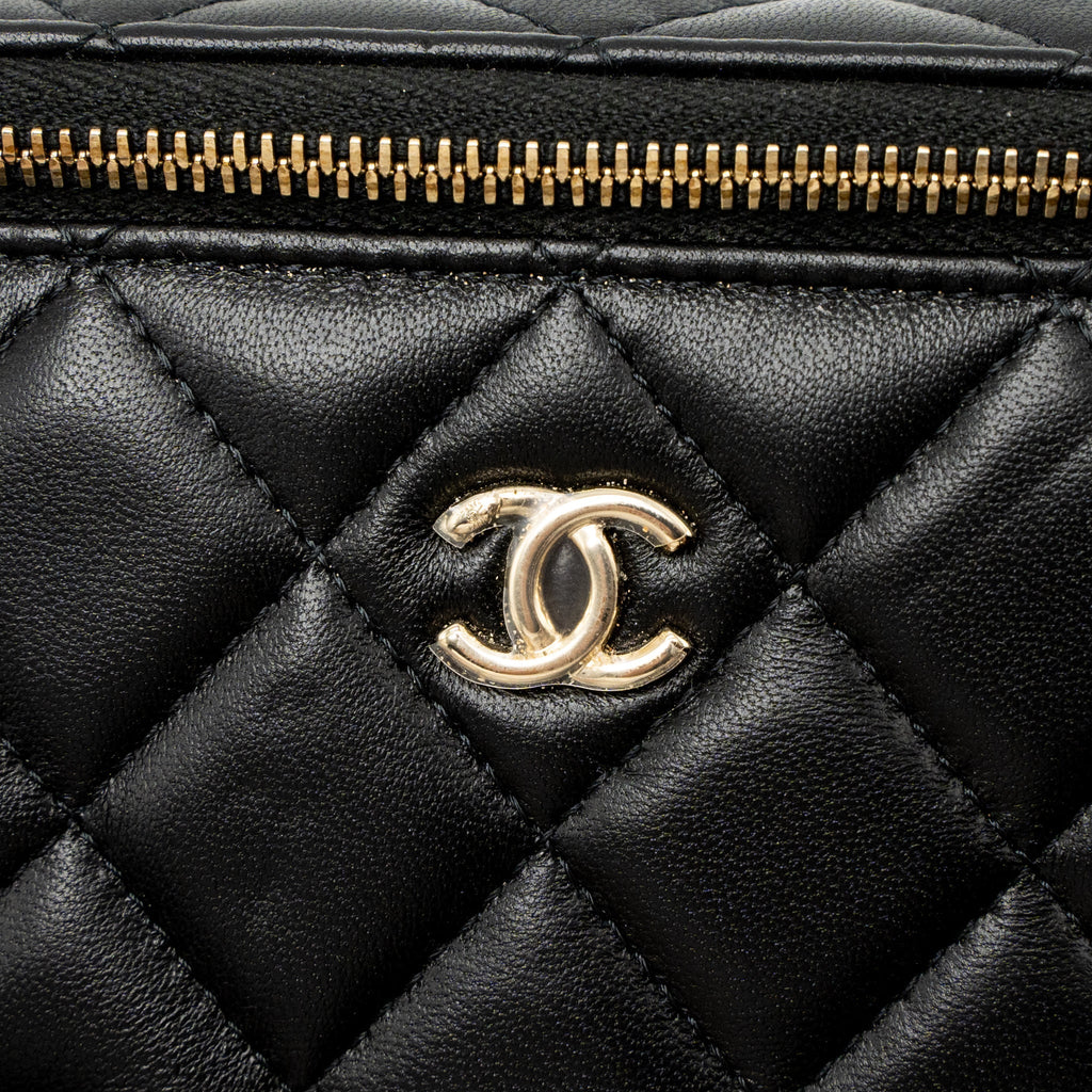 CHANEL 23C PEARL CRUSH LONG VANITY WITH CHAIN LAMBSKIN BLACK LGHW (MICROCHIP)