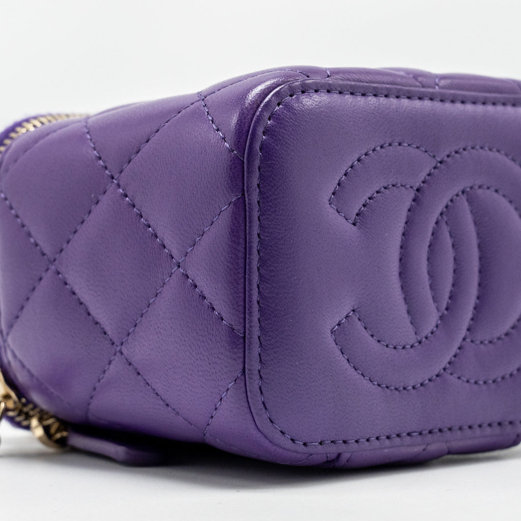 CHANEL 22A MINI VANITY CASE LAMBSKIN PURPLE LGHW (MICROCHIP)