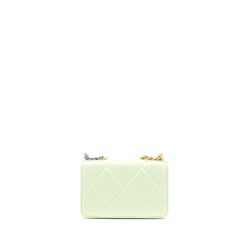 CHANEL 19 WALLET ON CHAIN LAMBSKIN LIGHT GREEN MULTICOLOUR HARDWARE (MICROCHIP)