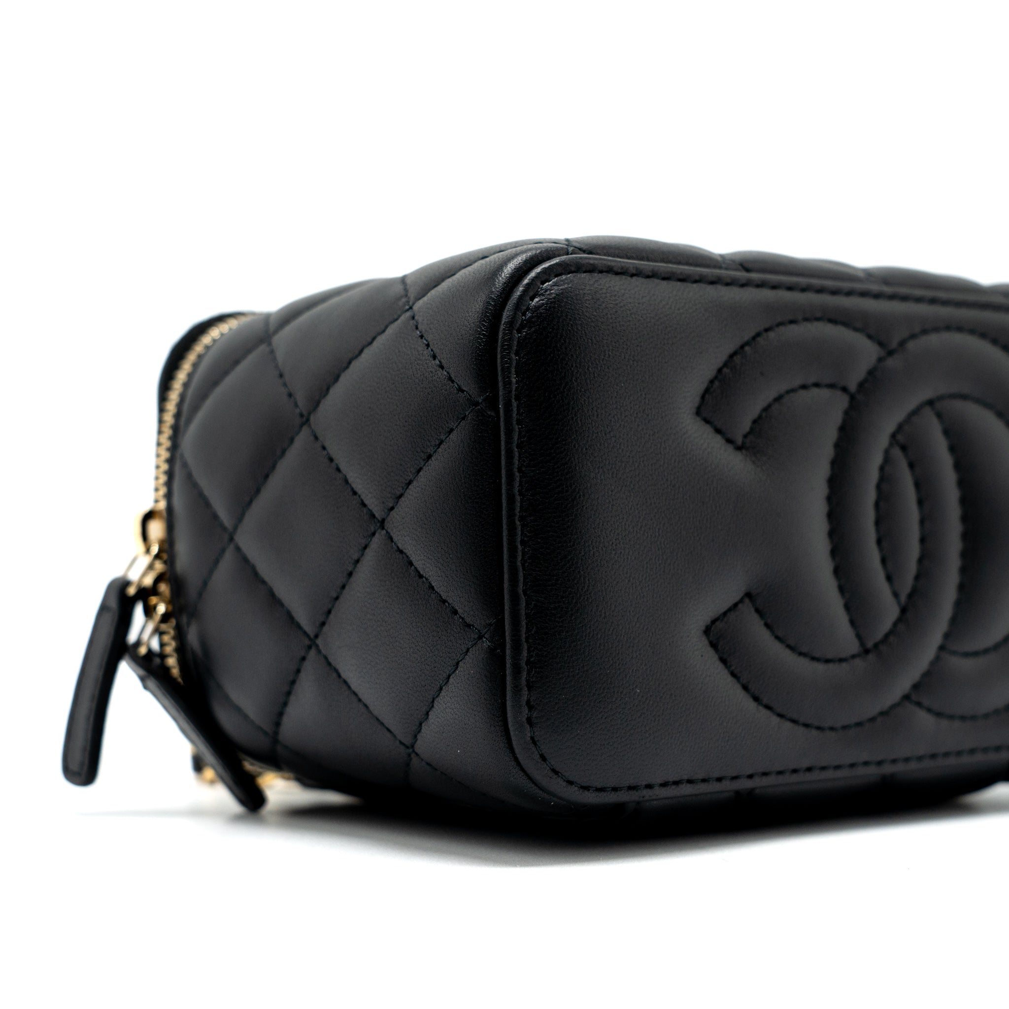 CHANEL PEARL CRUSH LONG VANITY WITH CHAIN LAMBSKIN BLACK GHW (MICROCHIP)
