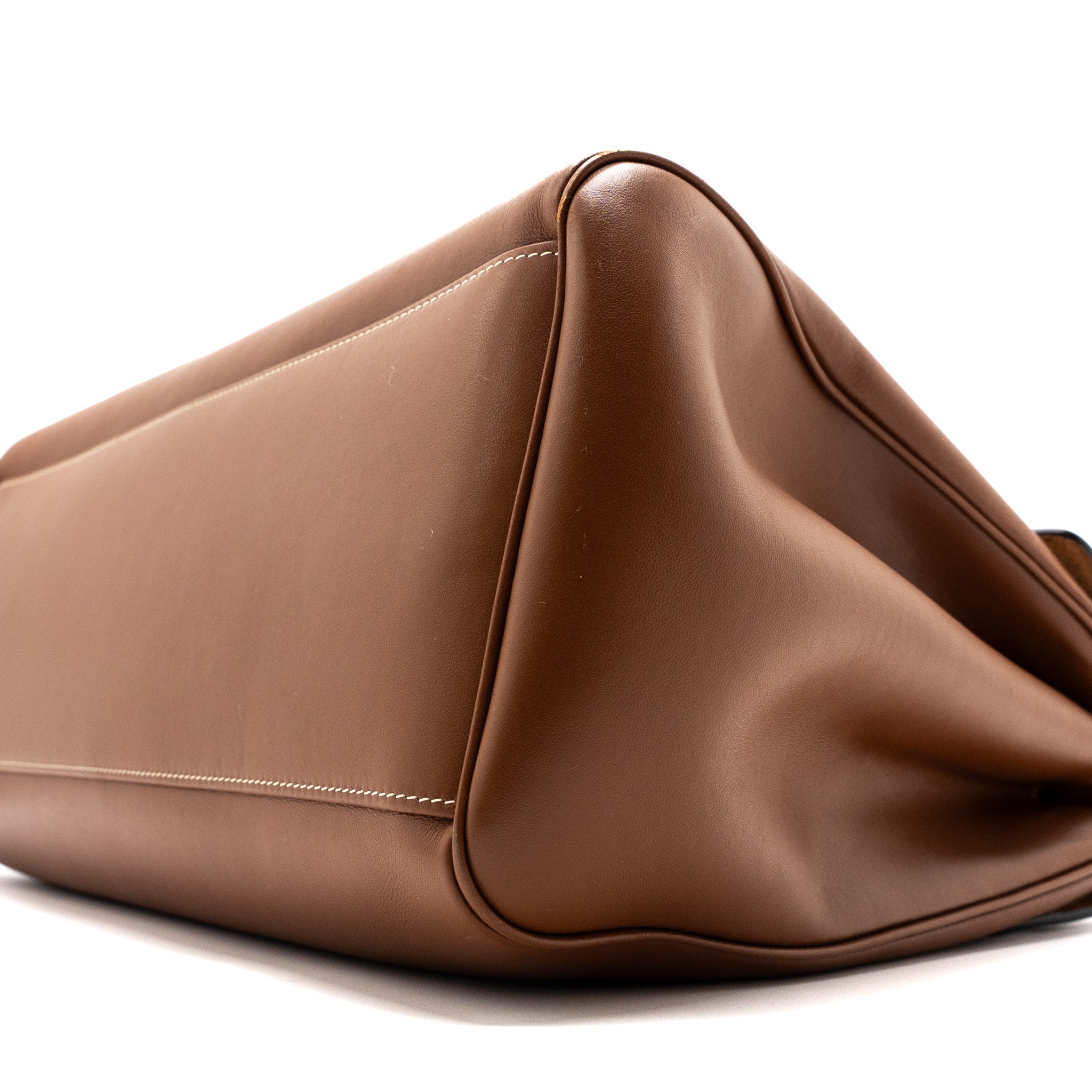 CELINE LARGE SOFT 16 BAG SMOOTH CALFSKIN TAN GHW