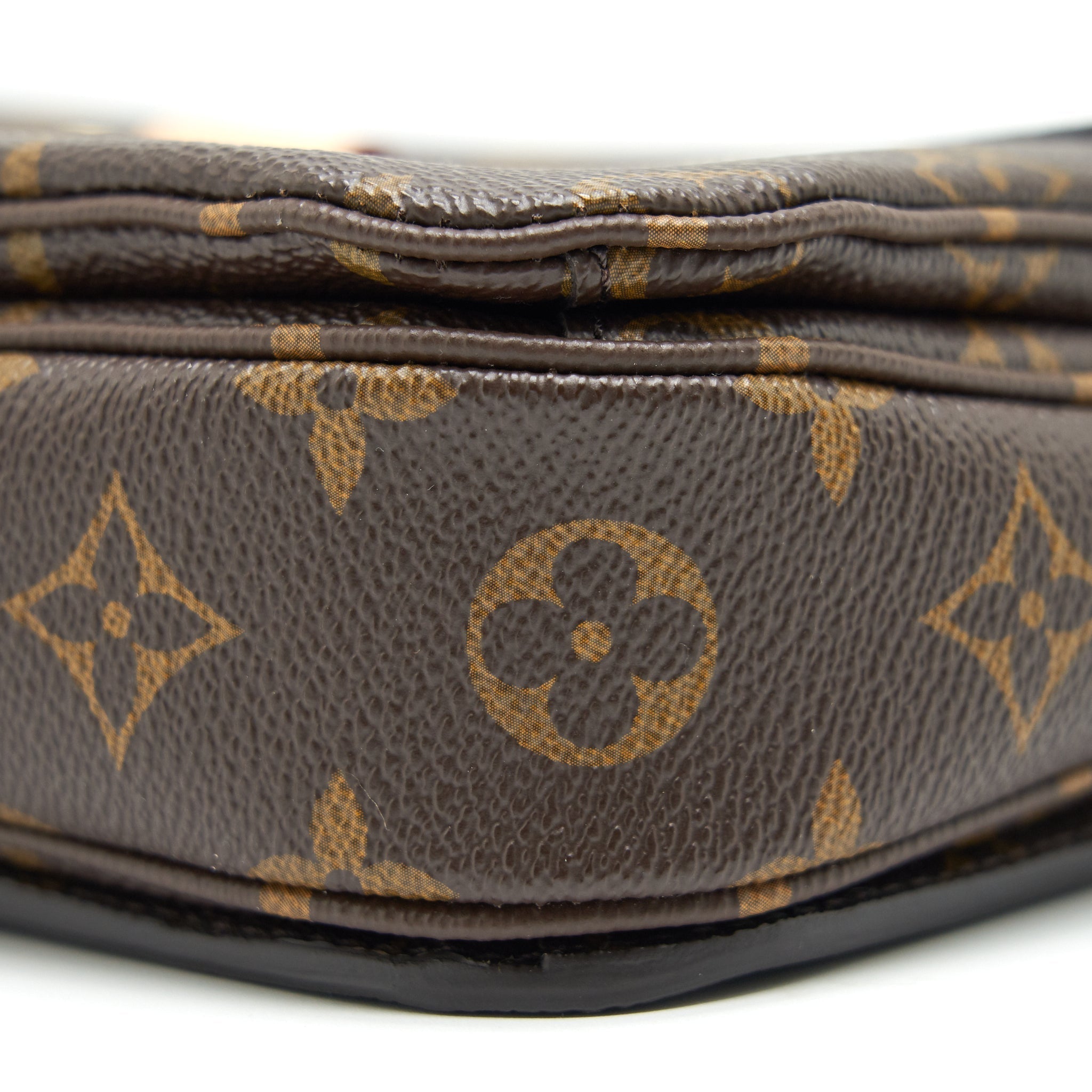 LOUIS VUITTON POCHETTE METIS MONOGRAM