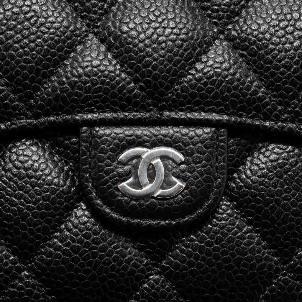 CHANEL CLASSIC COMPACT WALLET CAVIAR BLACK SHW (MICROCHIP)