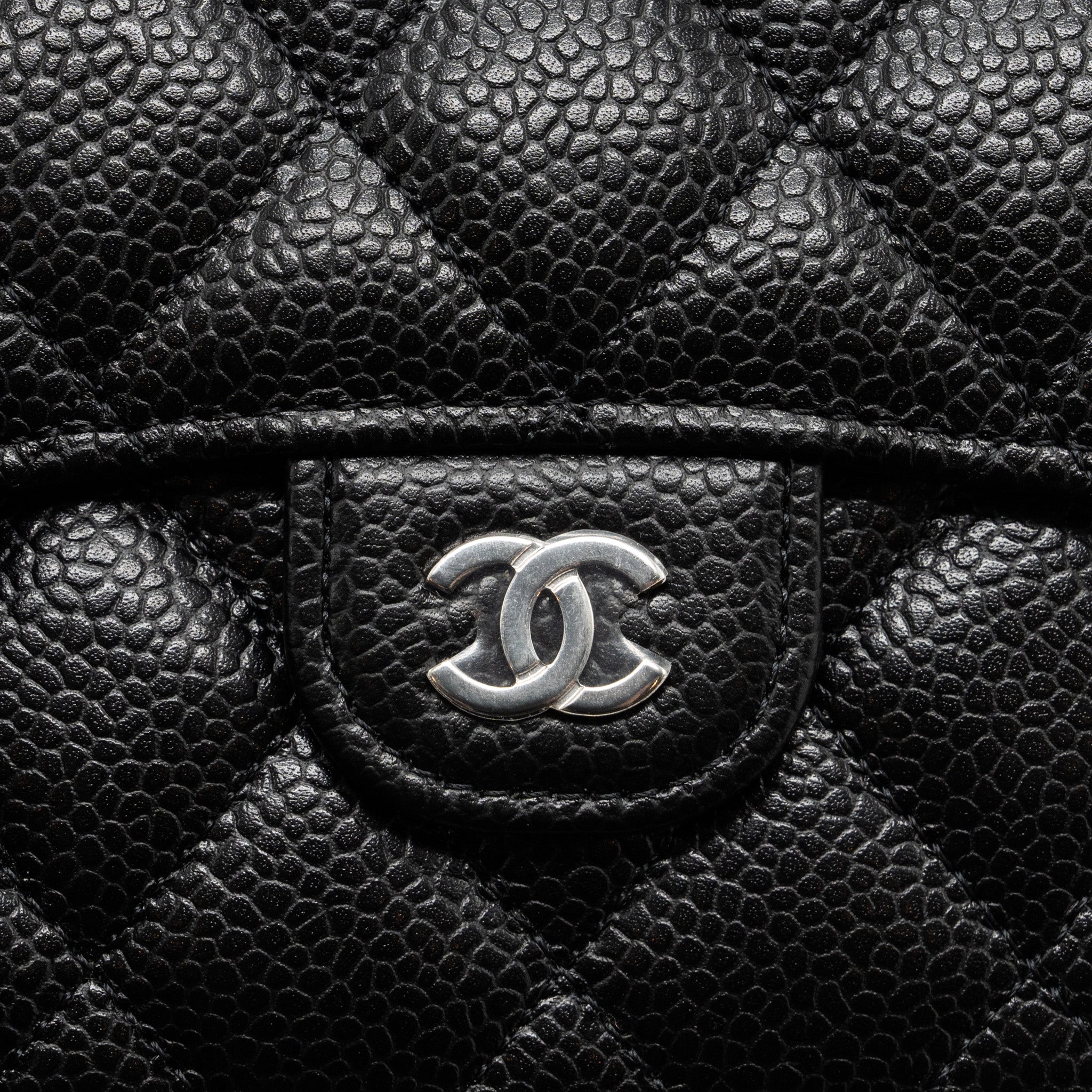 CHANEL CLASSIC COMPACT WALLET CAVIAR BLACK SHW (MICROCHIP)