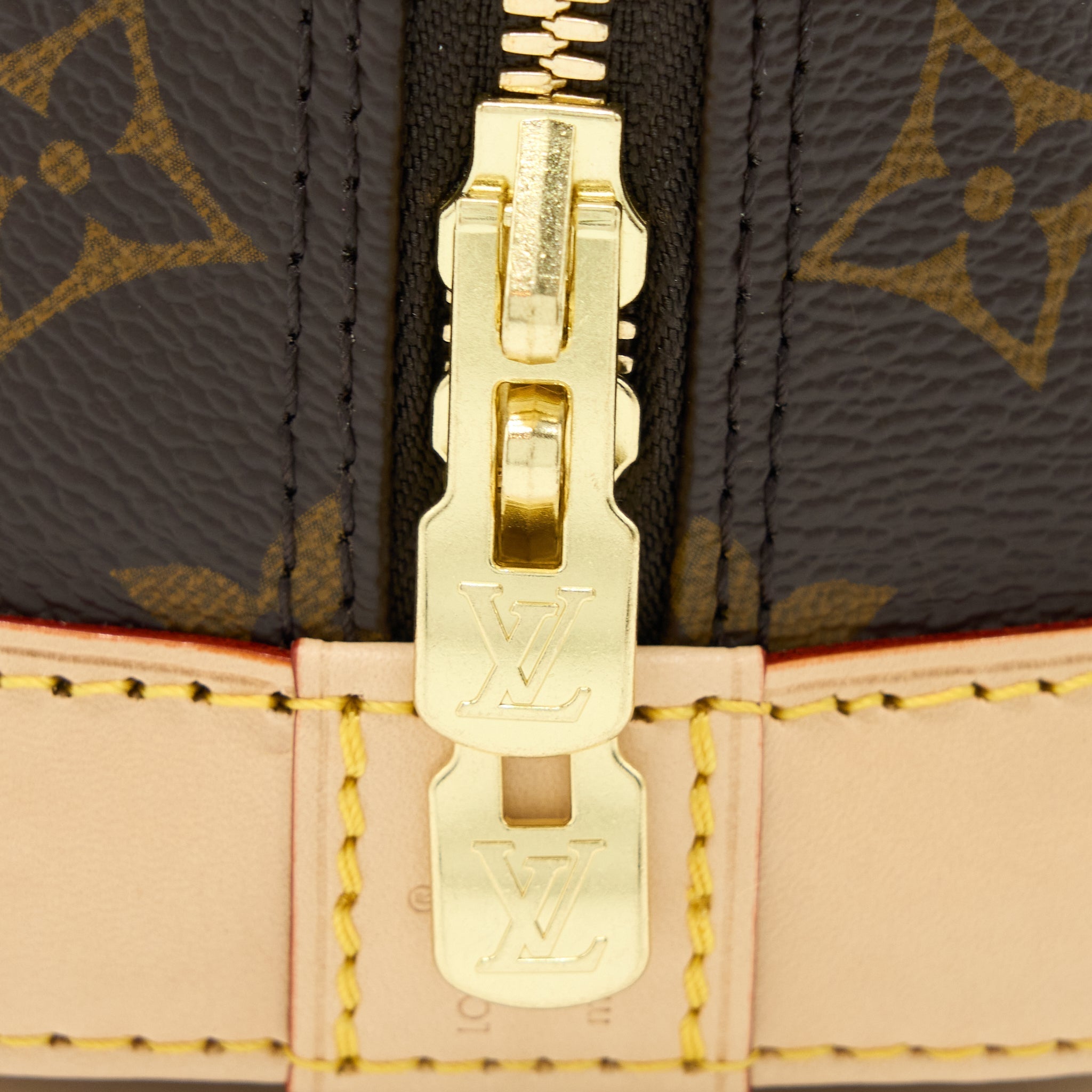 LOUIS VUITTON ALMA BB MONOGRAM CANVAS GHW (NEW VERSION)
