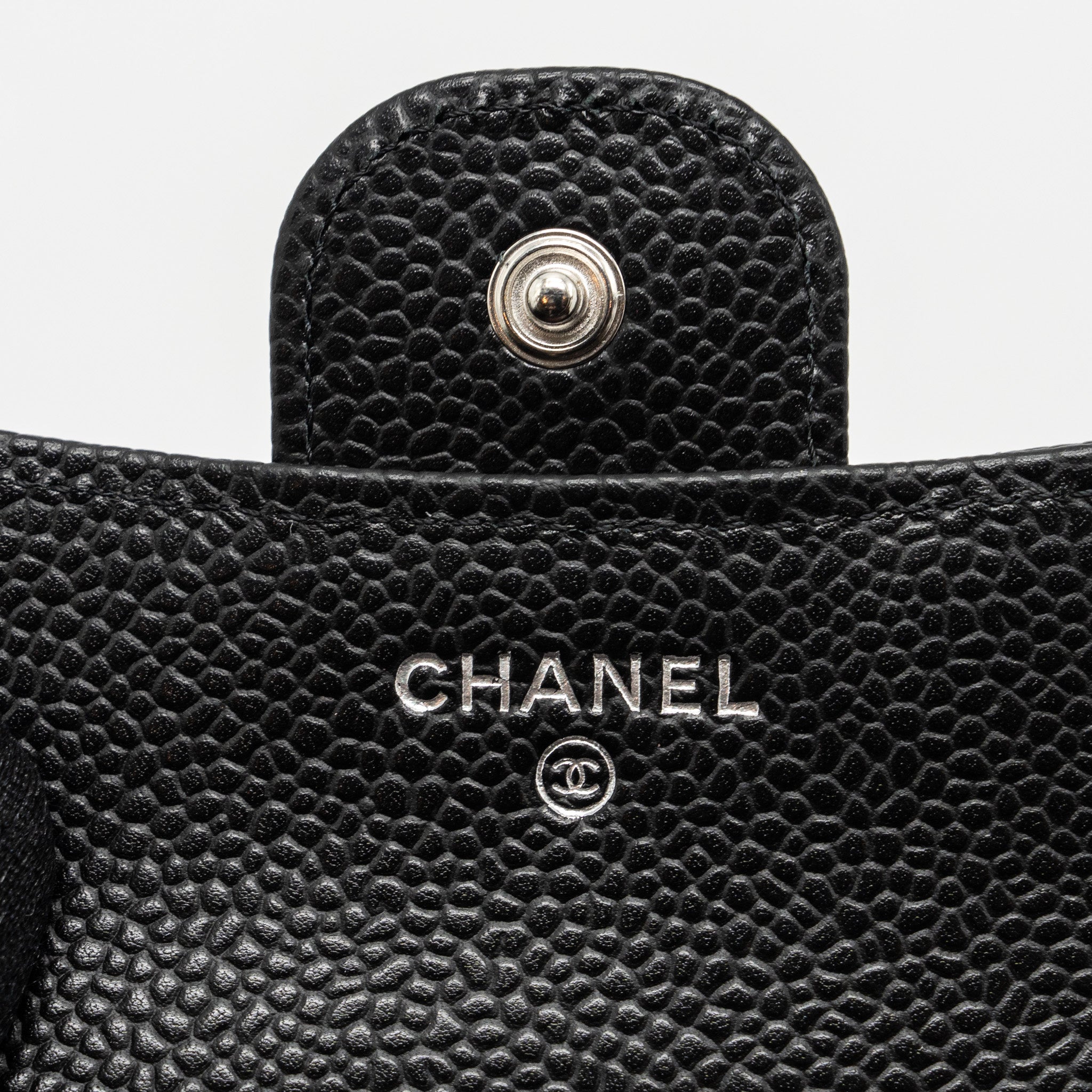 CHANEL CLASSIC COMPACT WALLET CAVIAR BLACK SHW (MICROCHIP)
