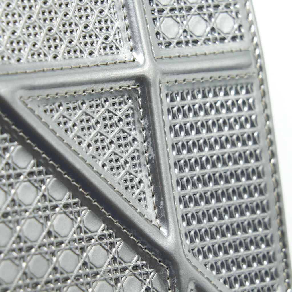 DIOR DIORAMA WALLET ON CHAIN METALLIC SILVER SHW