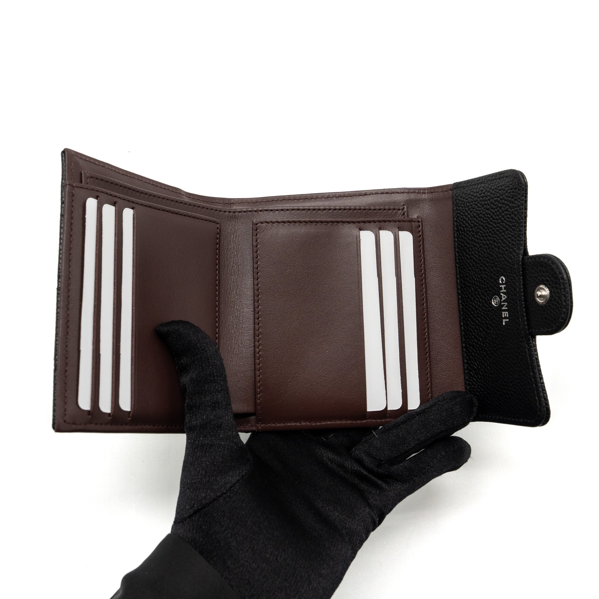 CHANEL CLASSIC COMPACT WALLET CAVIAR BLACK SHW (MICROCHIP)