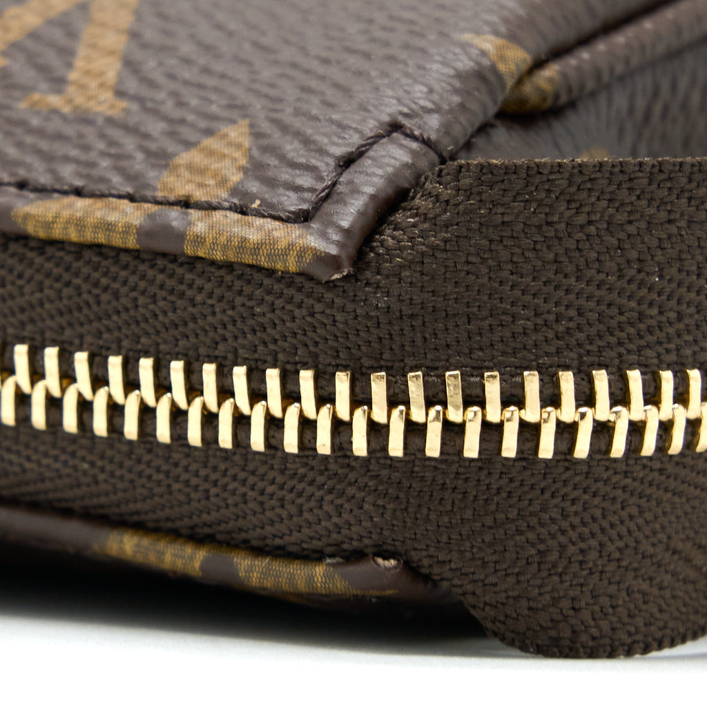 LOUIS VUITTON POCHETTE ACCESSORIES MONOGRAM CANVAS GHW (NEW VERSION)