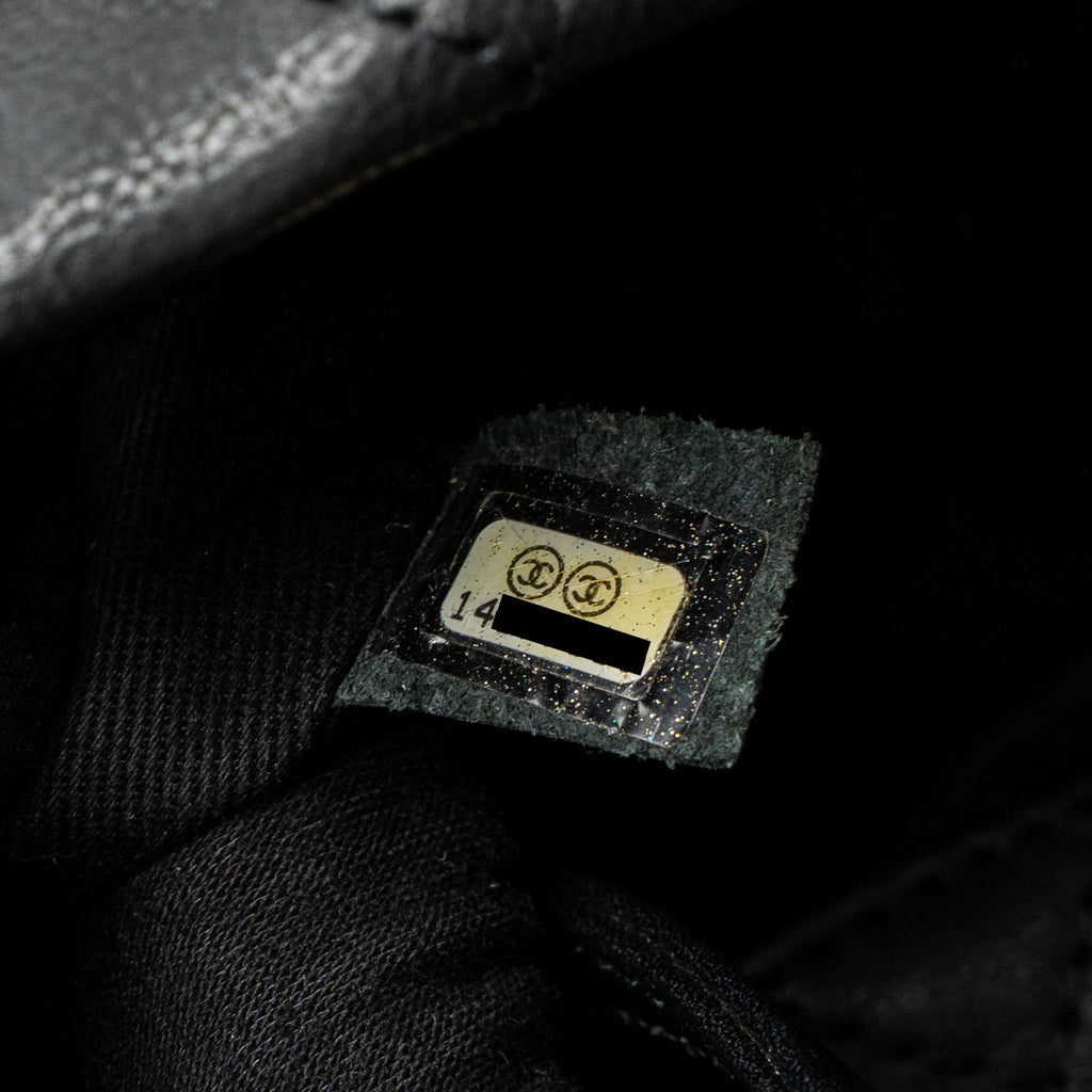 CHANEL TOTE BAG CALFSKIN BLACK SHW