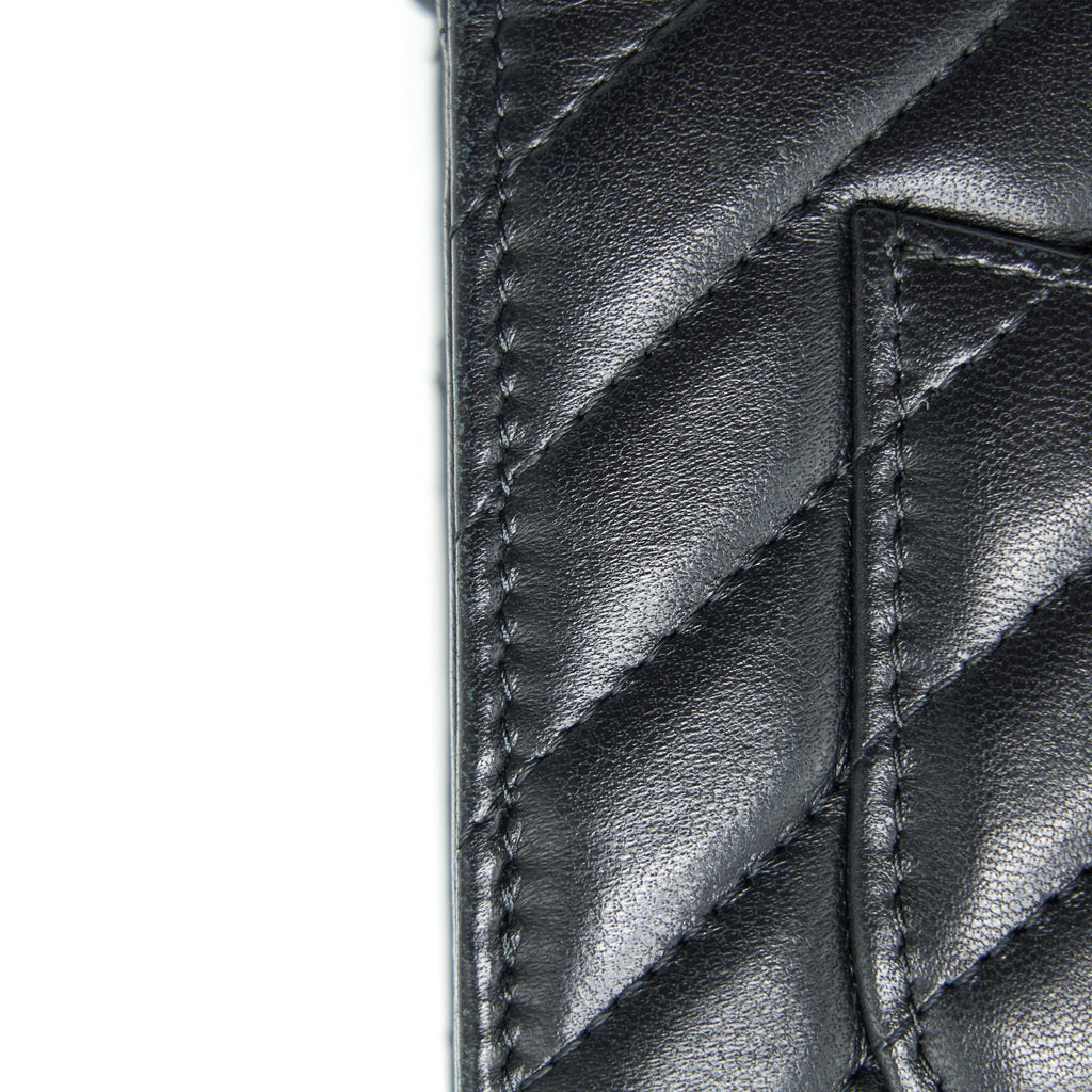 CHANEL CHEVRON WALLET ON CHAIN LAMBSKIN BLACK WITH GHW