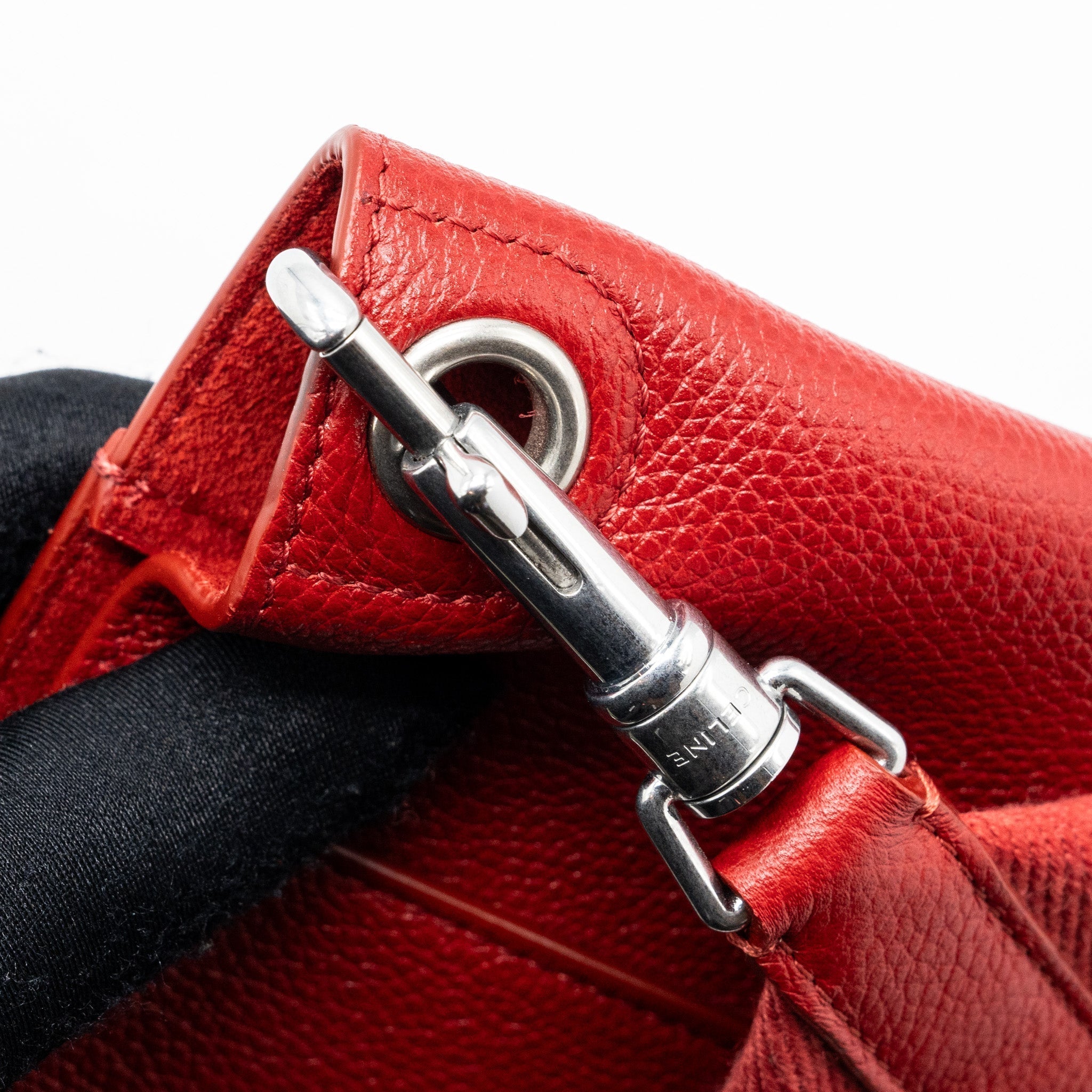 CELINE SANGLE SMALL BUCKET BAG GRAINED CALFSKIN RED SHW