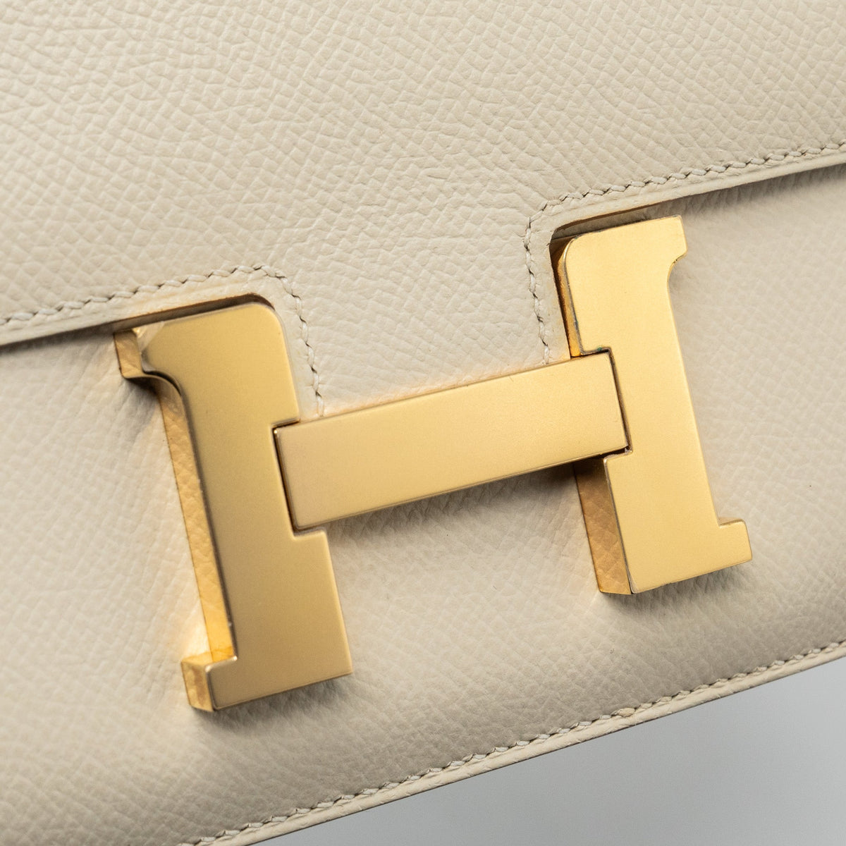 Hermes mini constance epsom craie GHW