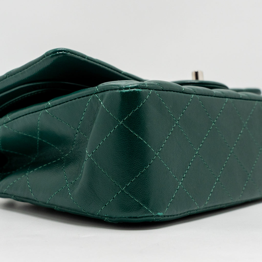 CHANEL MEDIUM CLASSIC DOUBLE FLAP BAG LAMBSKIN GREEN SHW
