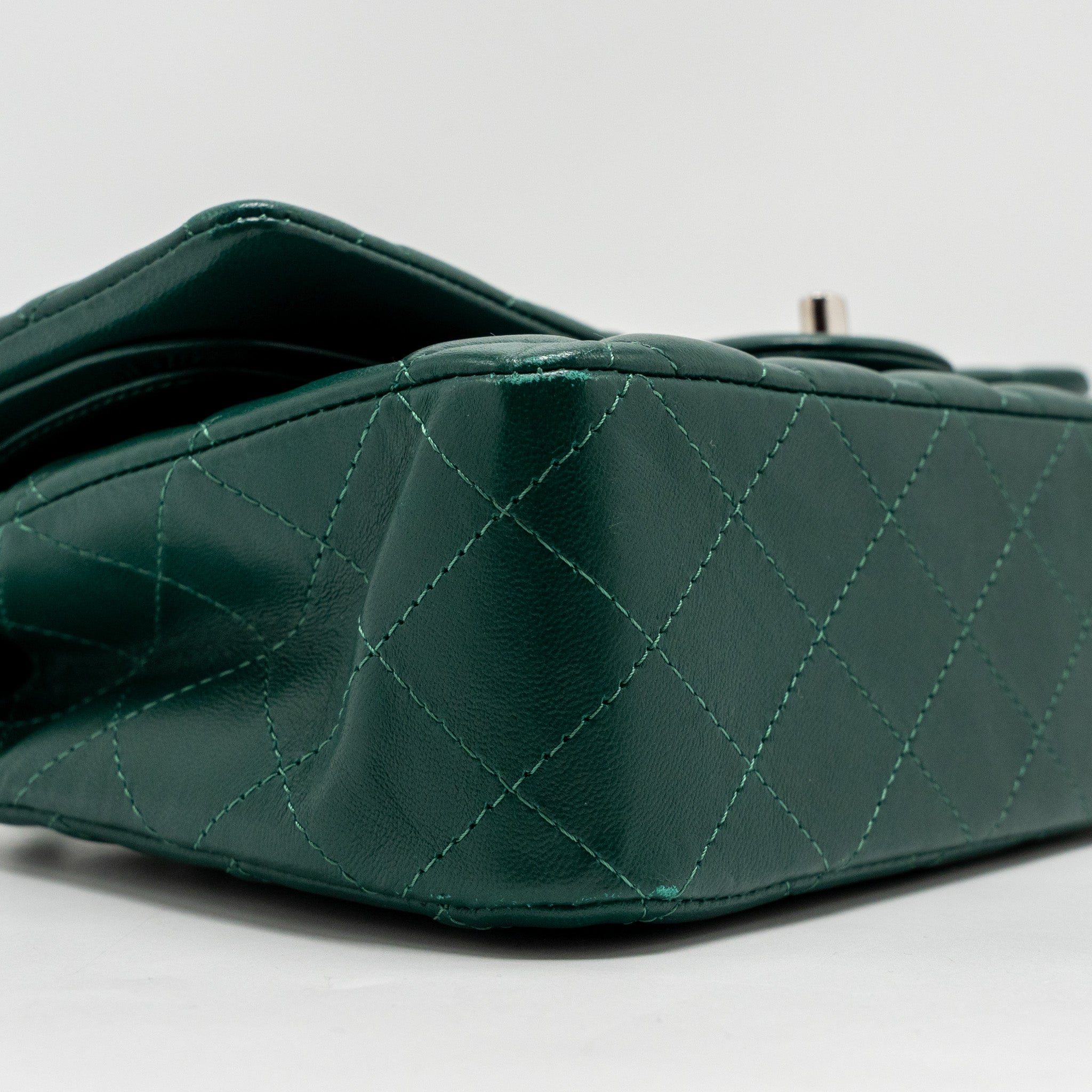 CHANEL MEDIUM CLASSIC DOUBLE FLAP BAG LAMBSKIN GREEN SHW