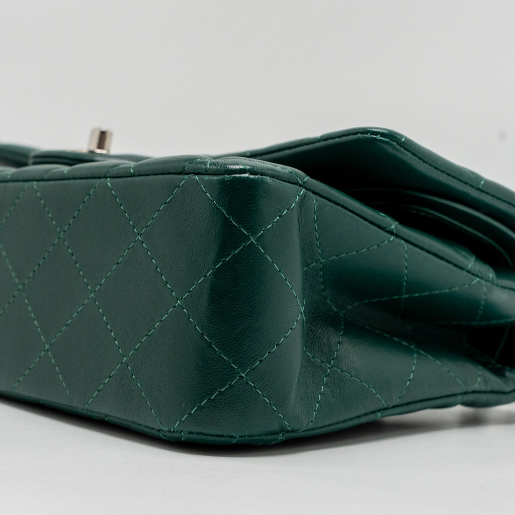 CHANEL MEDIUM CLASSIC DOUBLE FLAP BAG LAMBSKIN GREEN SHW