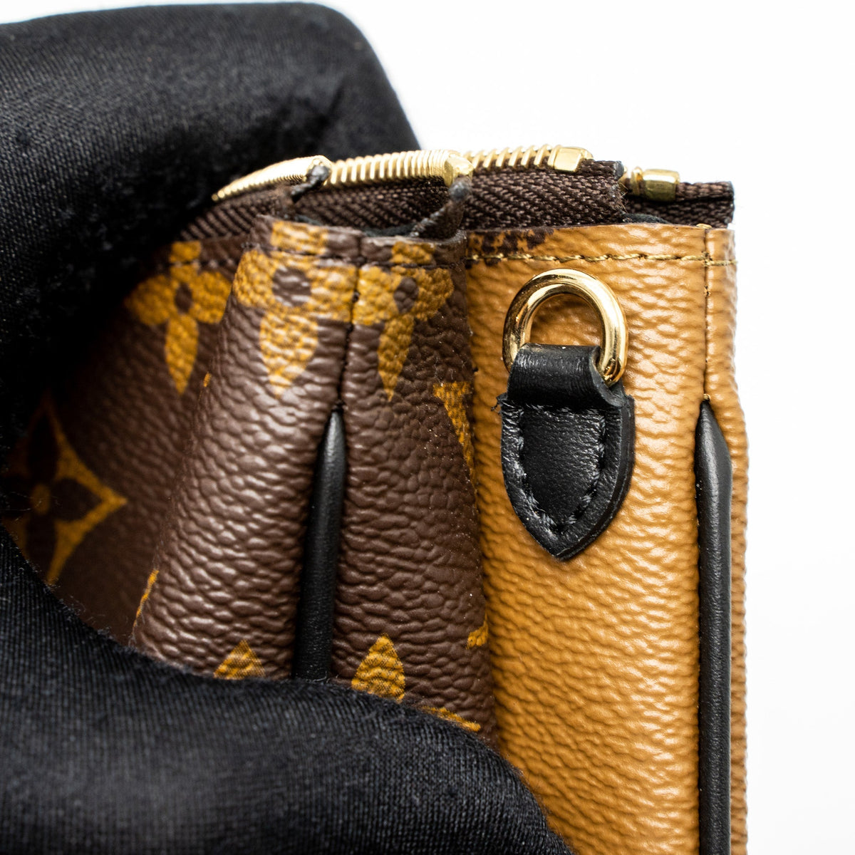 LOUIS VUITTON DOUBLE ZIP POCHETTE RESERVE MONOGRAM CANVAS GHW (NEW VERSION)