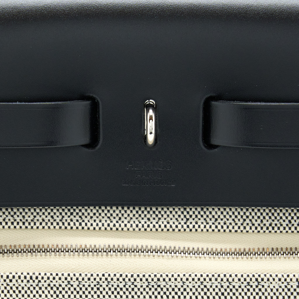 Hermes Herbag Zip 31 Pegase Bleu Indigo/ Ecru-Noir/ Noir SHW