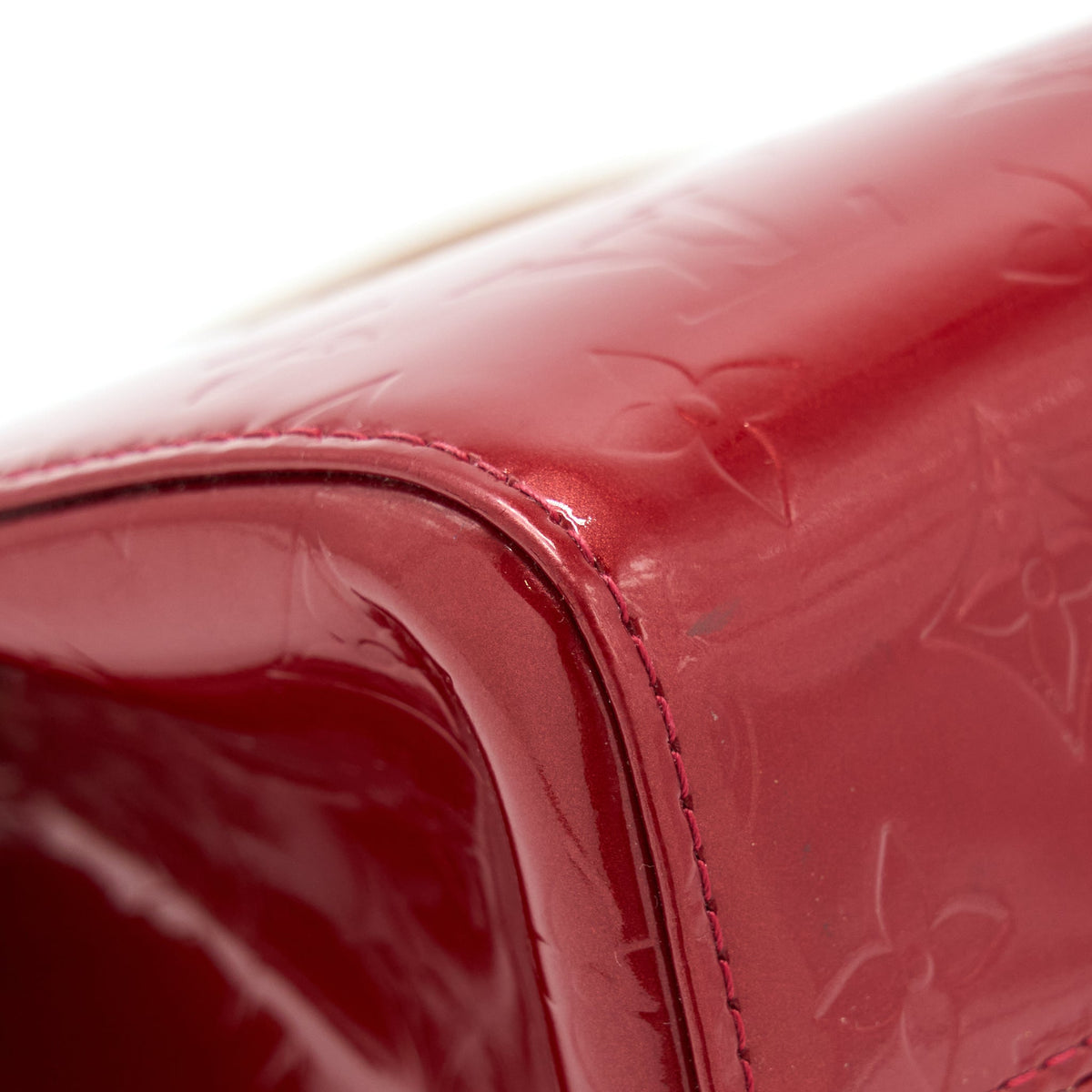 LOUIS VUITTON ROXBURY DRIVE MONOGRAM VERNIS RED GHW