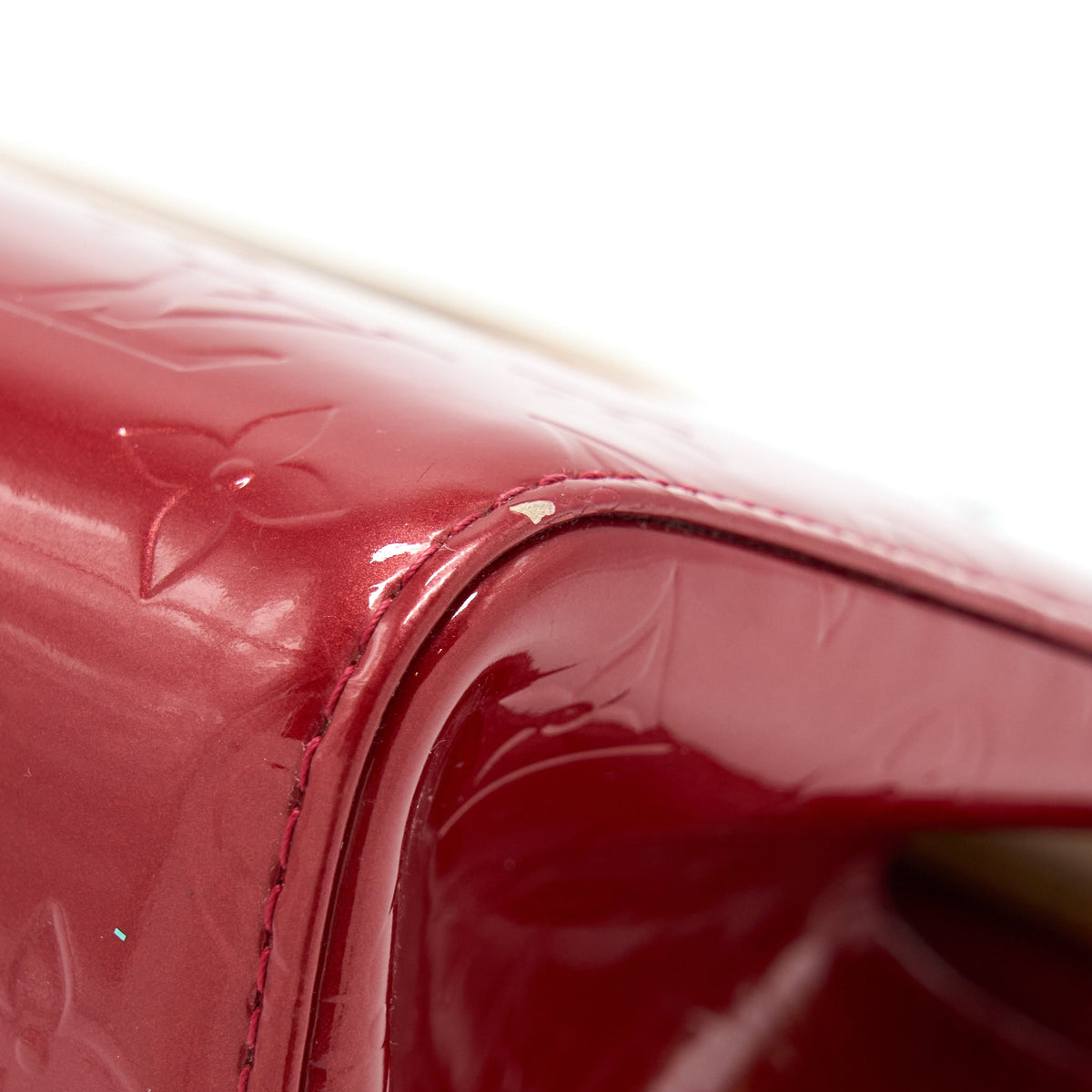 LOUIS VUITTON ROXBURY DRIVE MONOGRAM VERNIS RED GHW